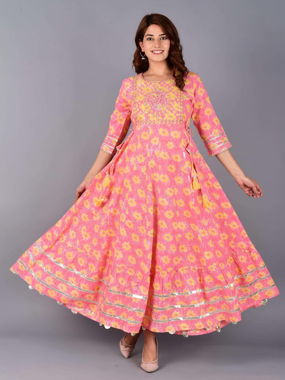 Boutiqo Women Embroidered Anarkali Kurta