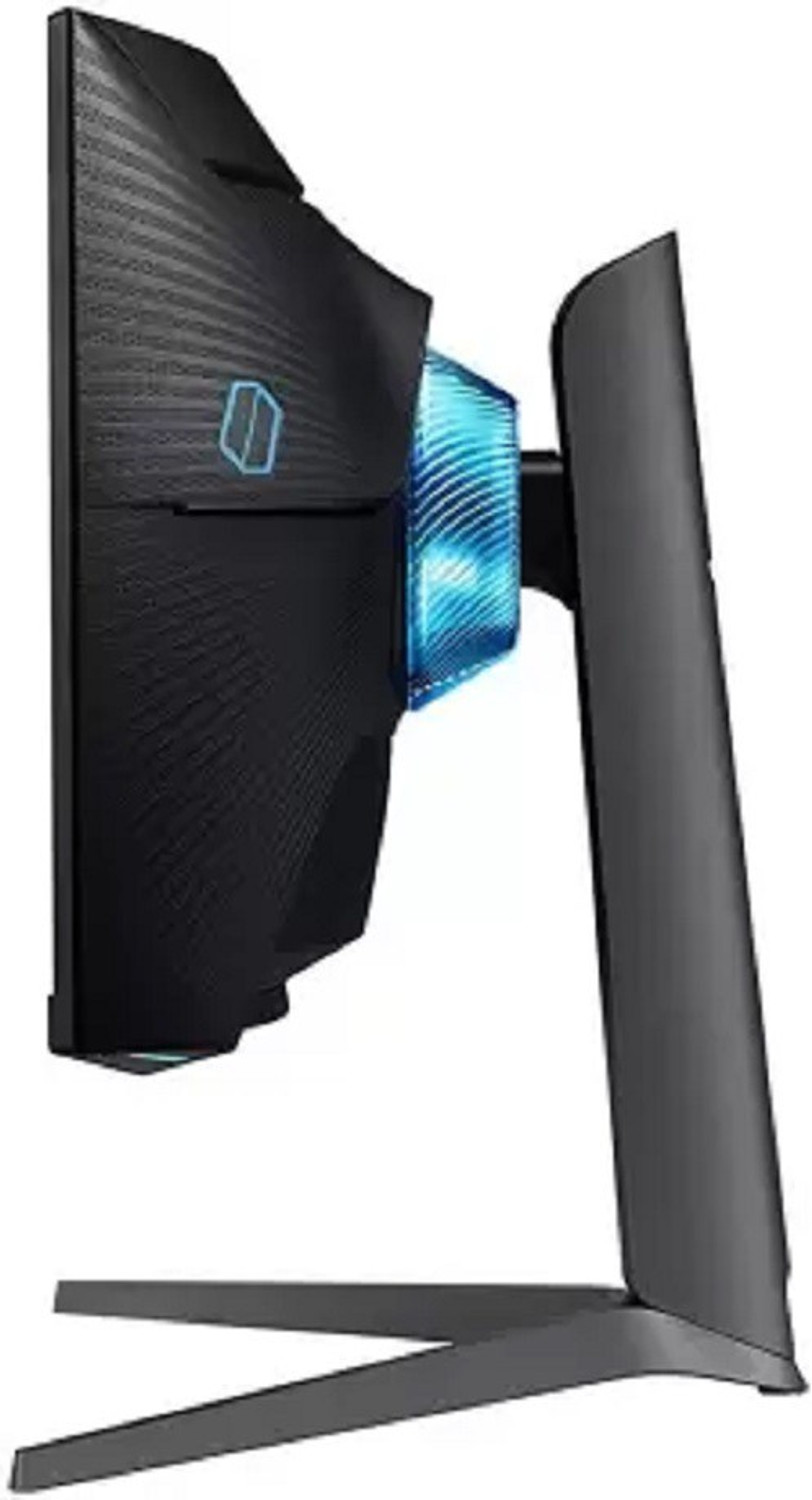 Image of Samsung 68.58 cm (27 inch) Curved Full HD LED Backlit VA Panel Gaming Monitor (LC27G75TQSWXXL)