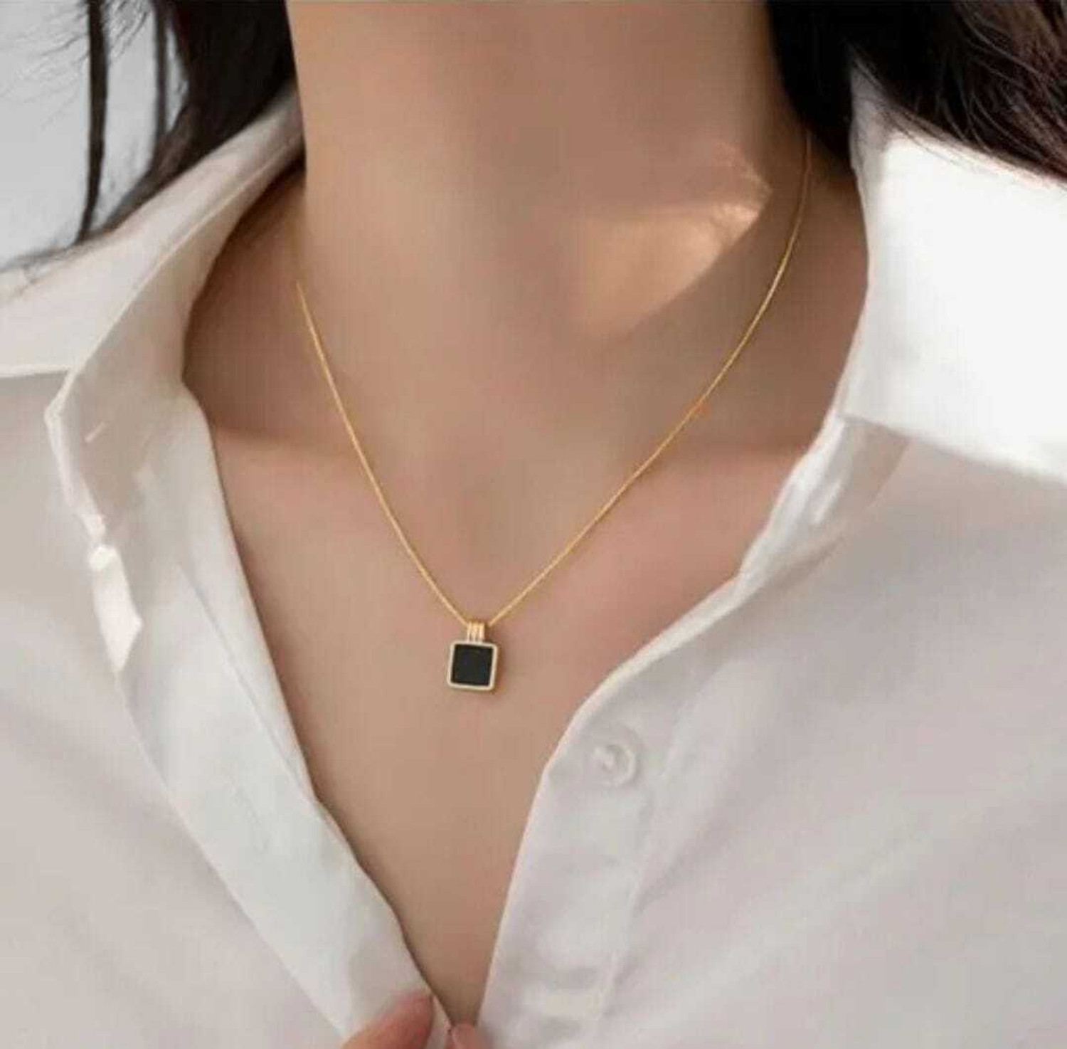 Image of ELCETRATD JEWELLERY Gold-plated Pearl Alloy Pendant Set