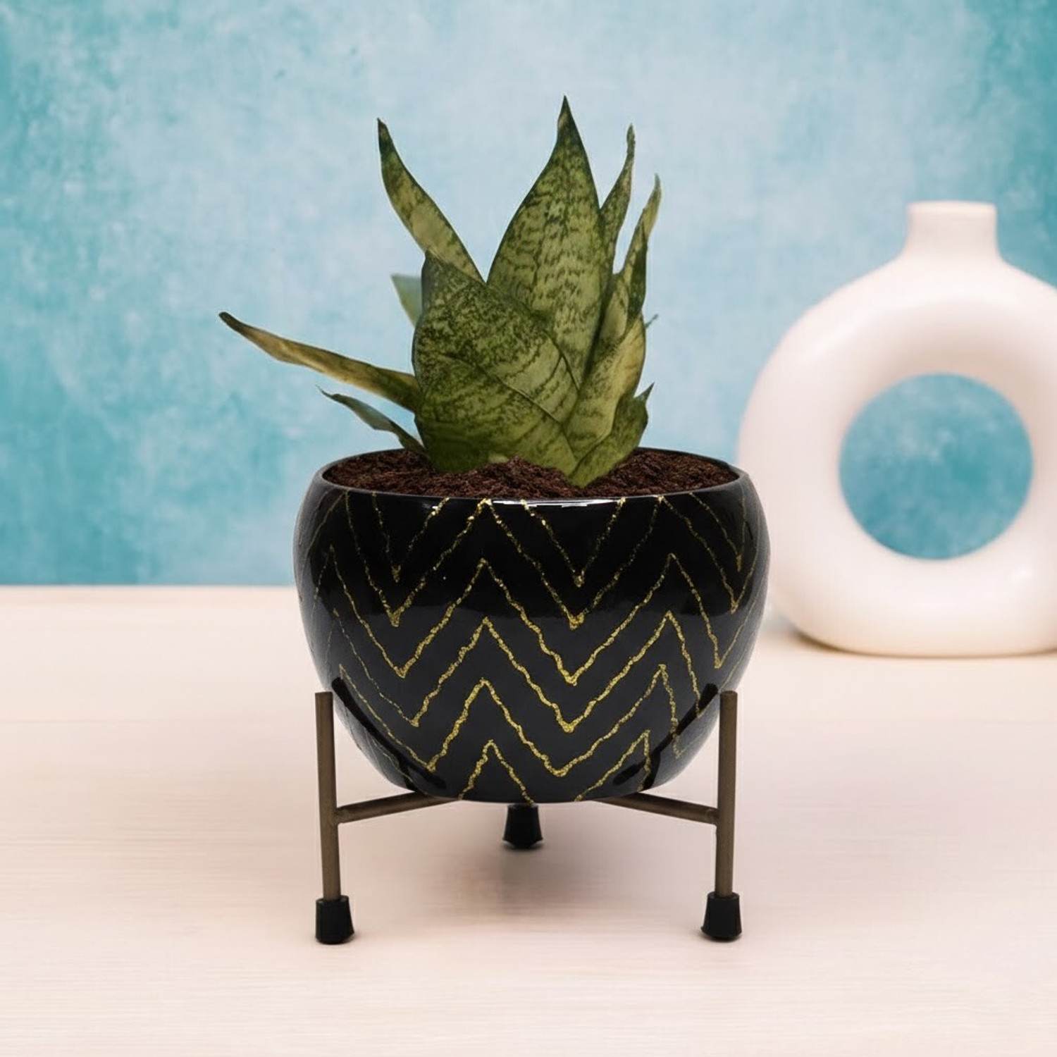 Image of ecofynd 6 Inches Alle metal plant pot with stand for indoor outdoor home decor ( Set of 2 ), Modern style planter set Plant Container Set (Pack of 2, Metal)