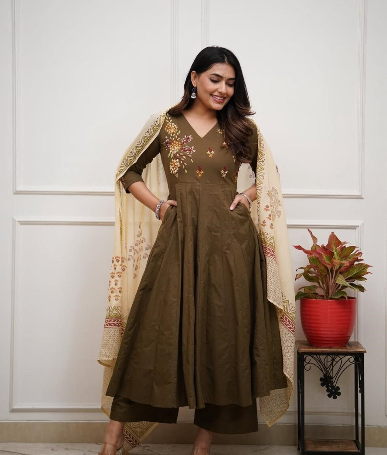 Image of Toochki Printed Kurta, Salwar & Dupatta Set
