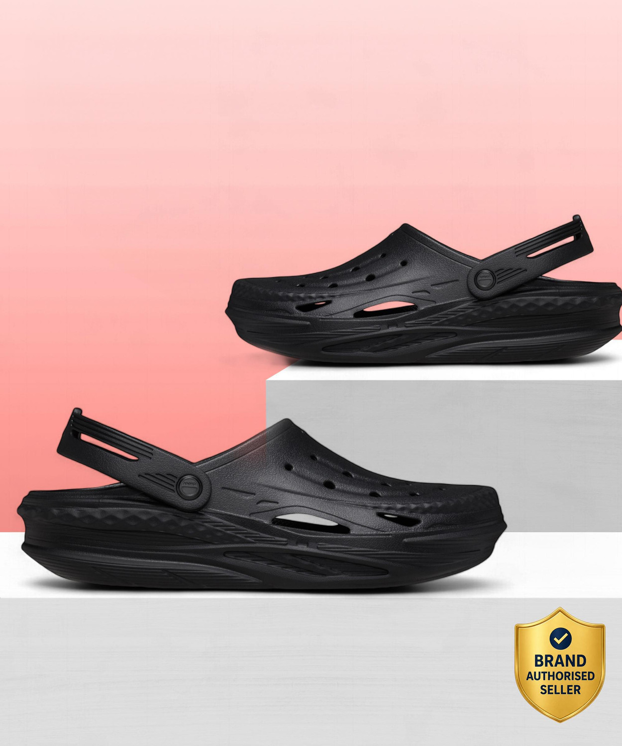 CROCS Off Grid Men Clogs