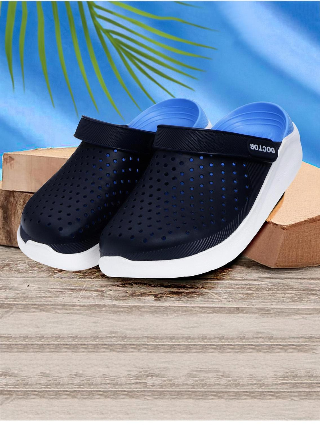 Image of WOODLAND Men Sandal (Black , 9)