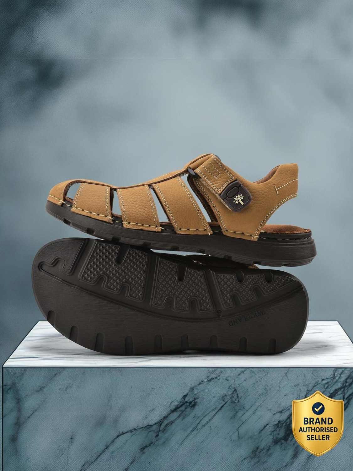 WOODLAND Men Casual