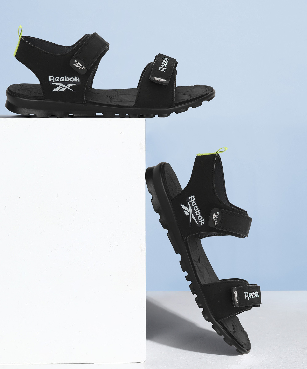 Reebok top sports sandals