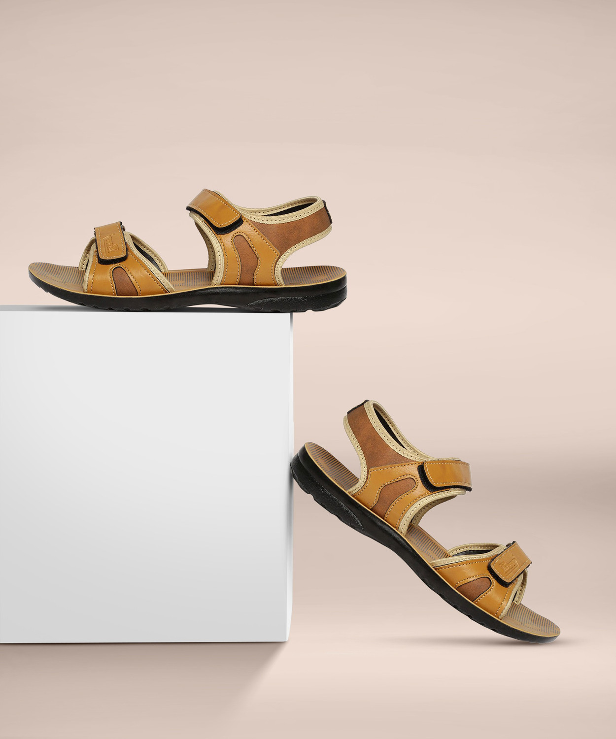 paragon stylish sandal