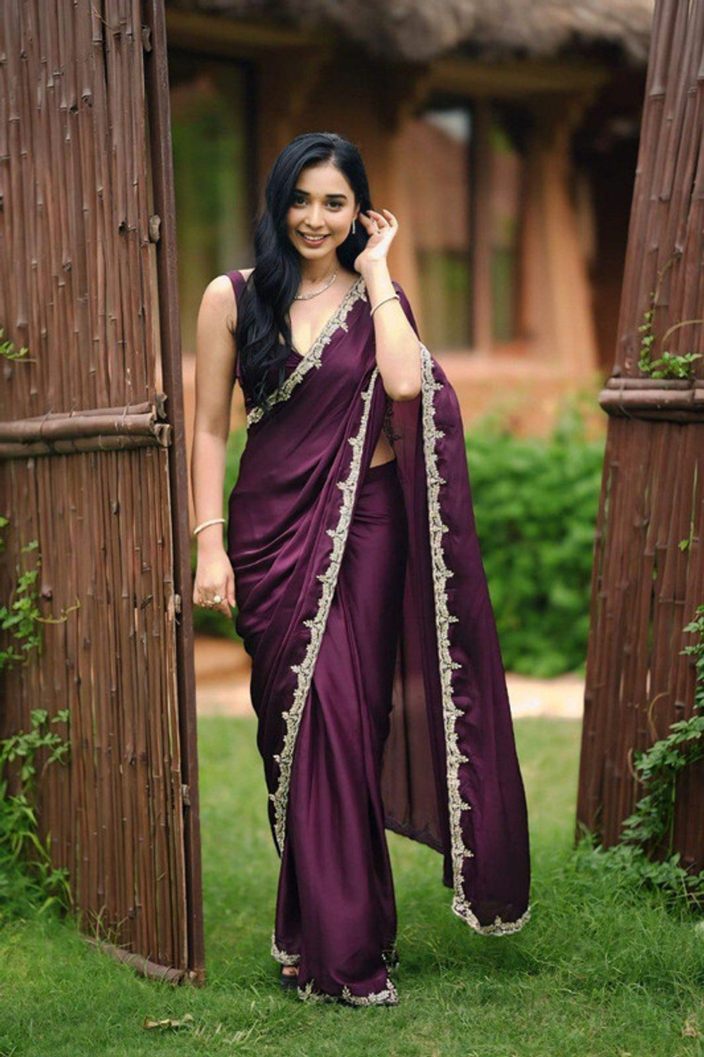 Image of b bella creation Printed Daily Wear Organza Saree (Yellow)