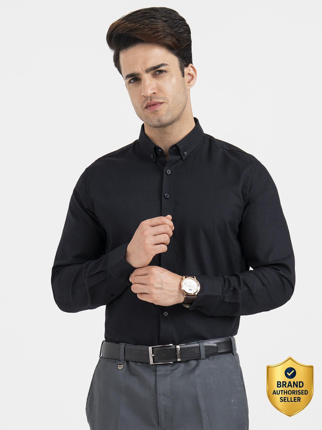 Image of PARK AVENUE Men Slim Fit Solid Cut Away Collar Formal Shirt
