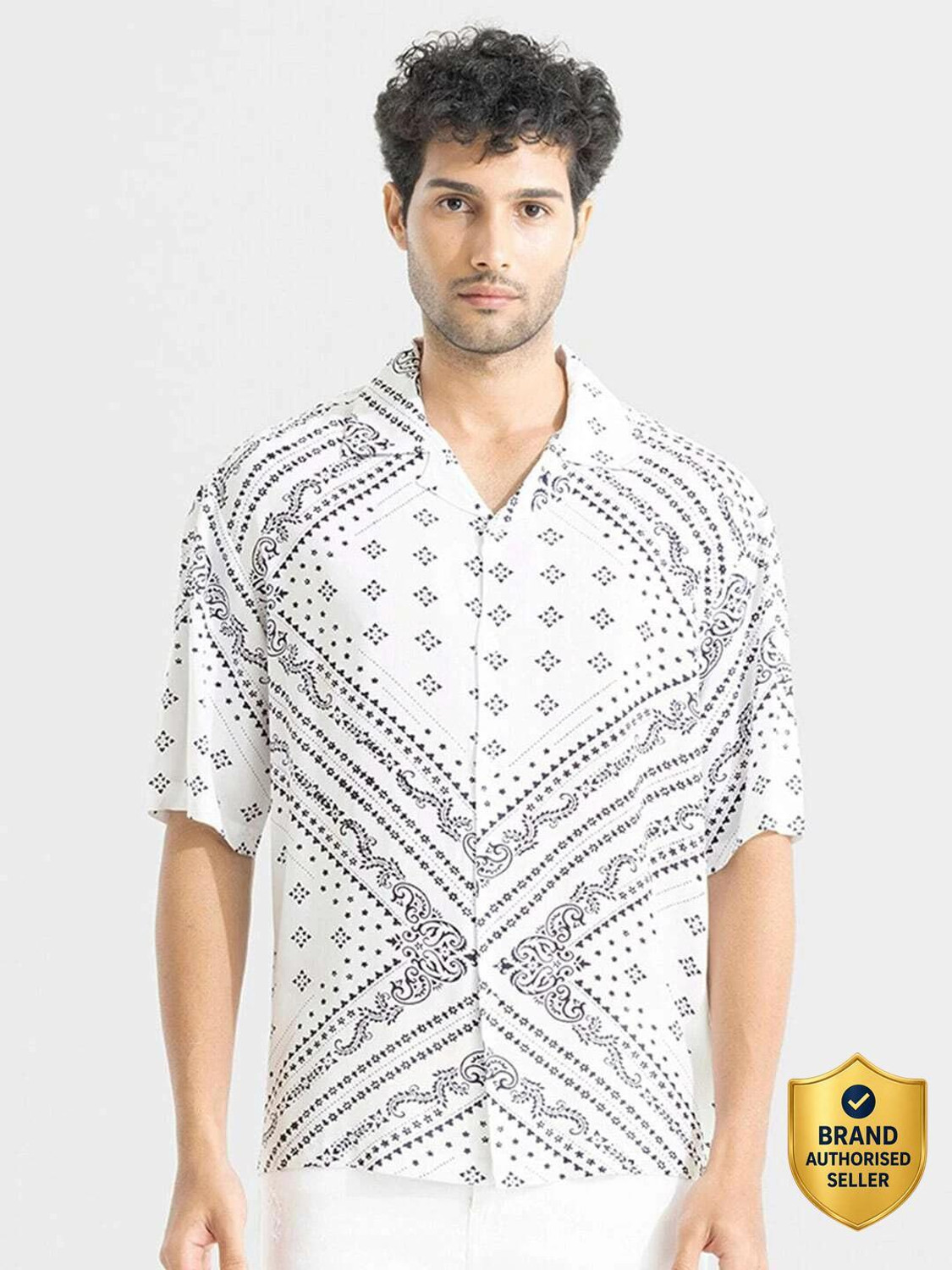 snitch men printed casual white dark blue shirt