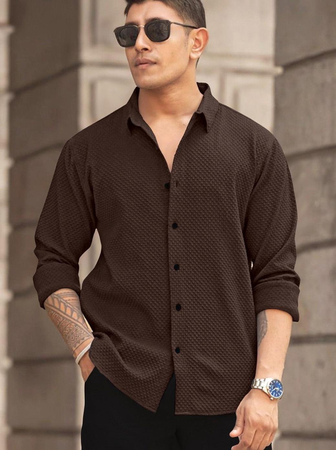 Image of NexaFlair Men Regular Fit Solid Spread Collar Formal Shirt