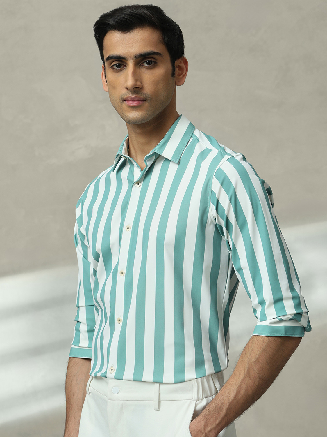 Image of MUFTI Men Slim Fit Striped Spread Collar Casual Shirt