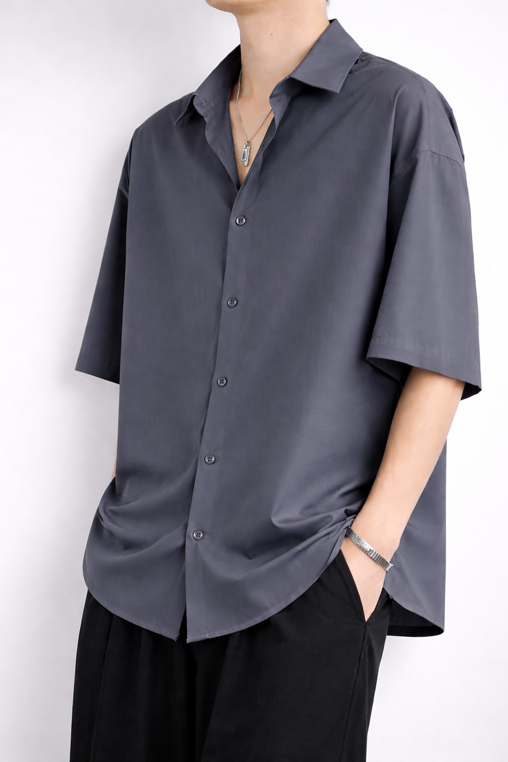 Image of Asta Moda Men Oversized Fit Solid, Printed Spread Collar Casual Shirt