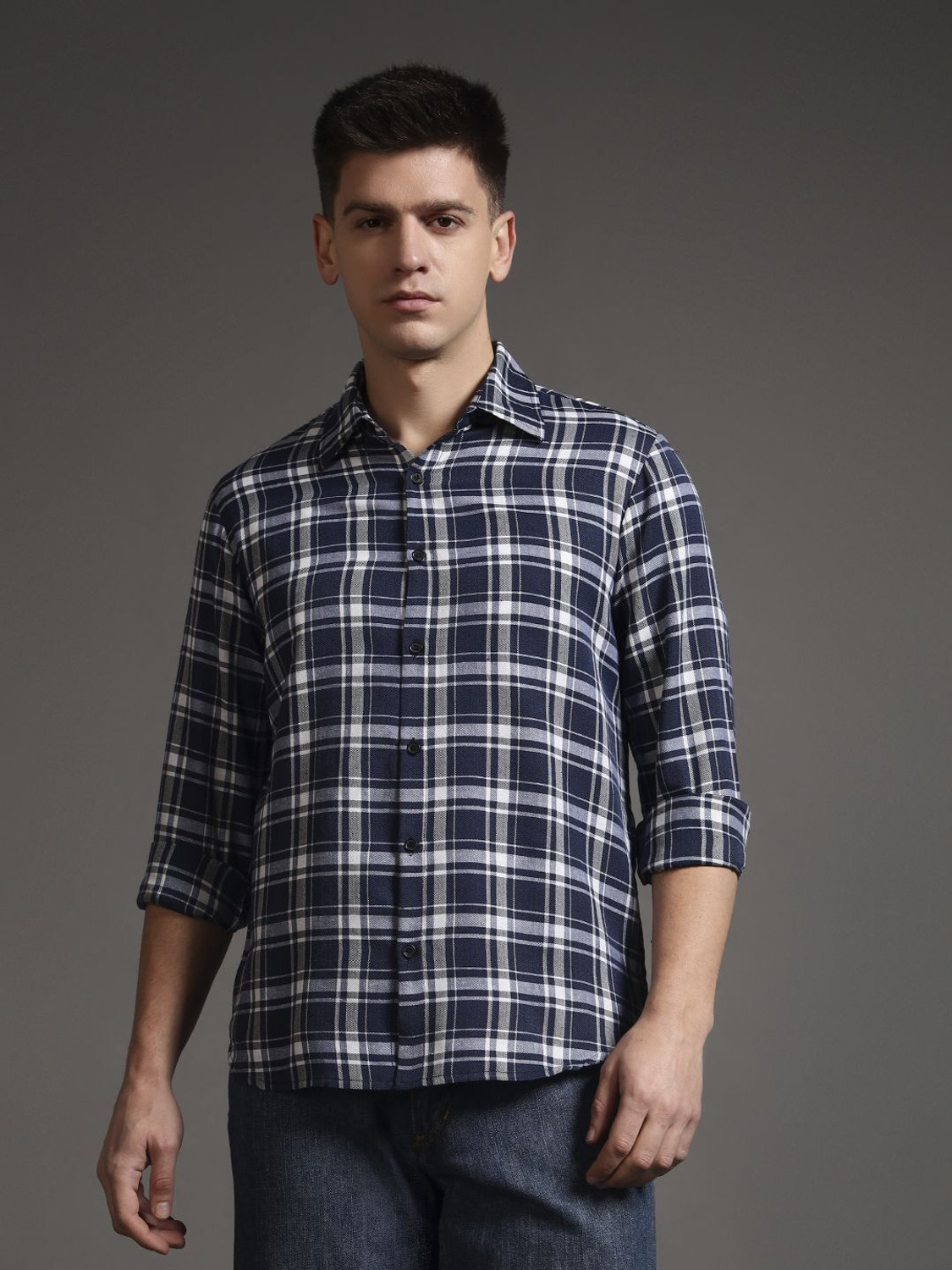 Image of METRONAUT Men Regular Fit Checkered Spread Collar Casual Shirt