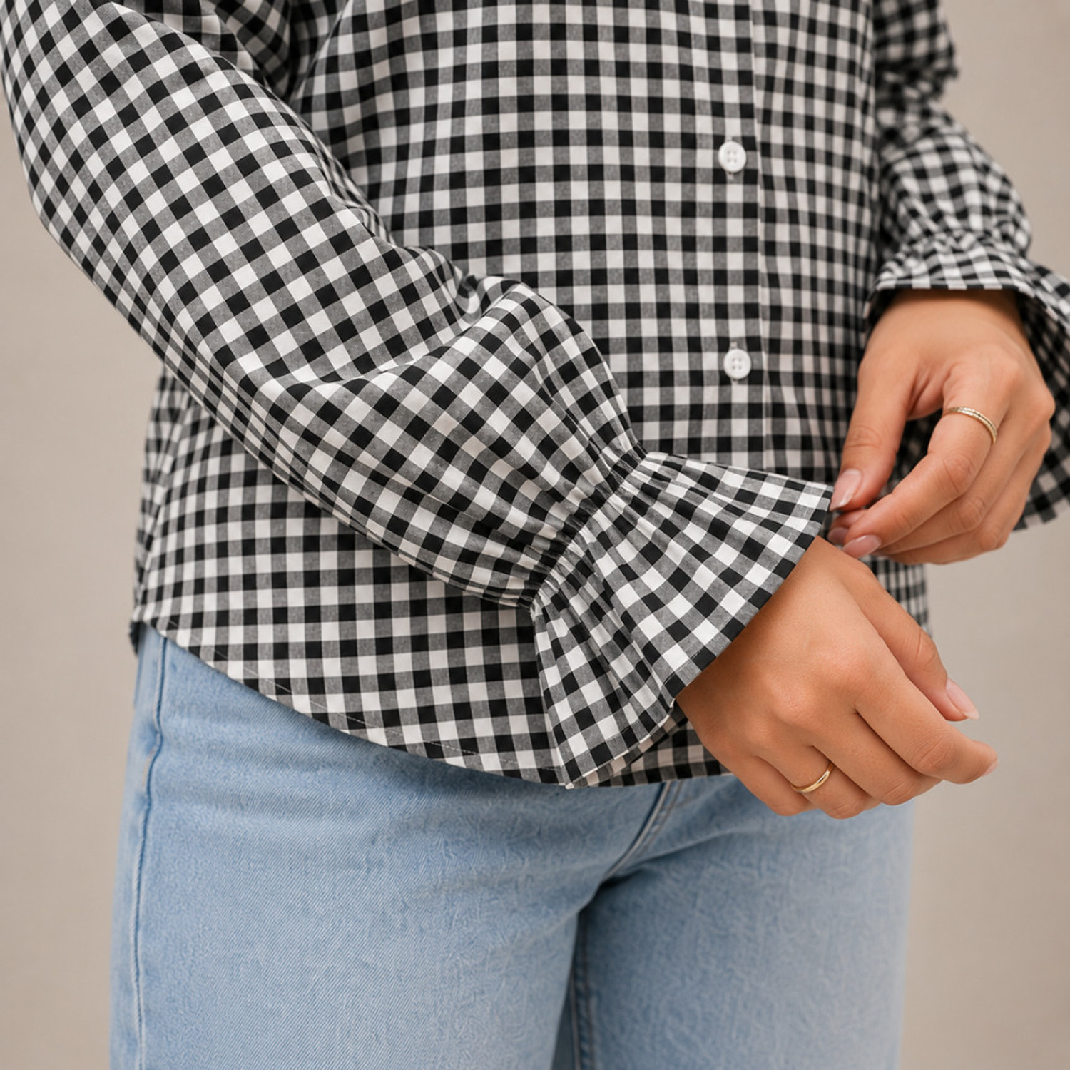 Image of Unikan Women Oversized Fit Checkered Button Down Collar Casual Shirt