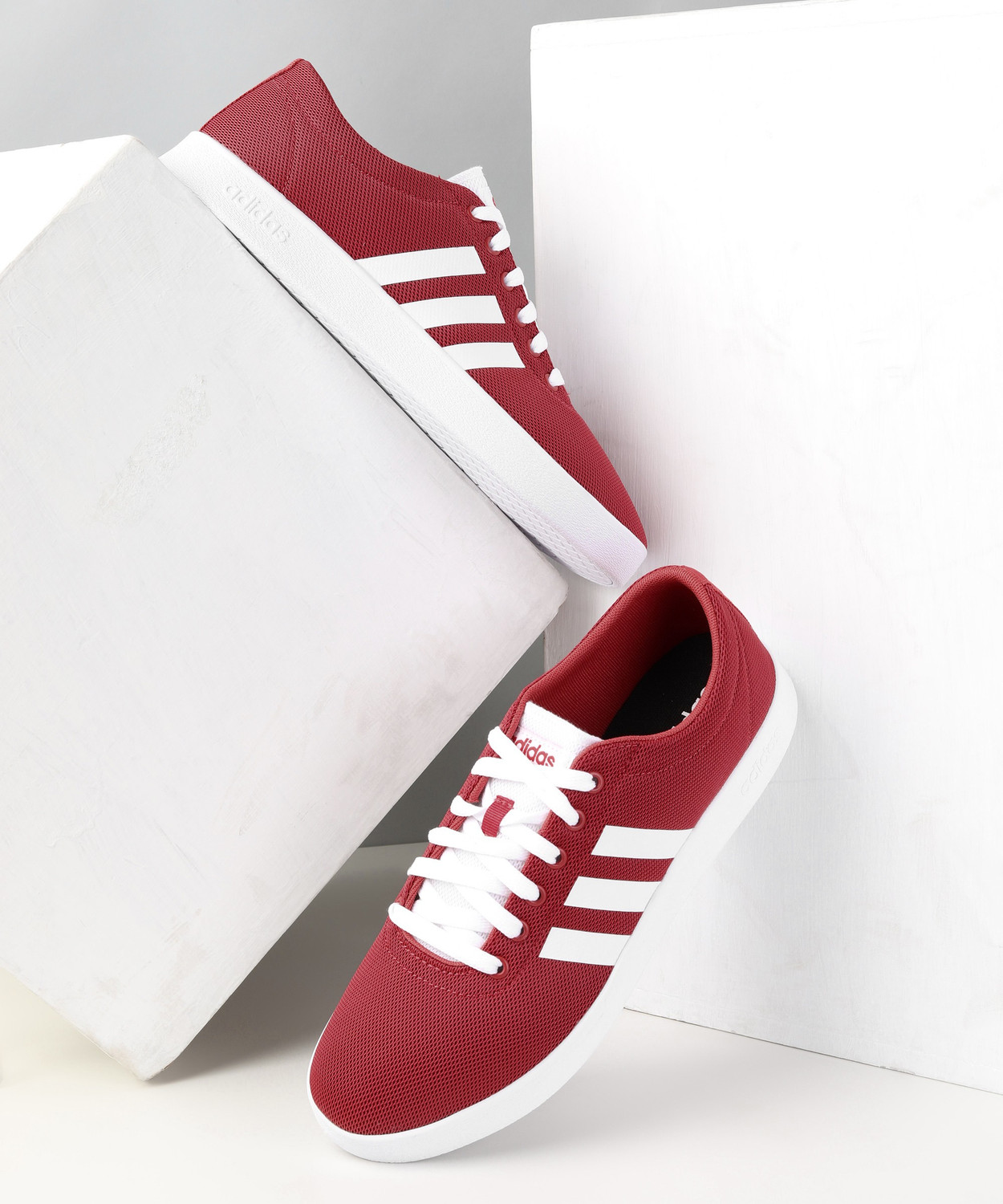 Image of ADIDAS Easy Vulc 2.0 Sneakers For Men