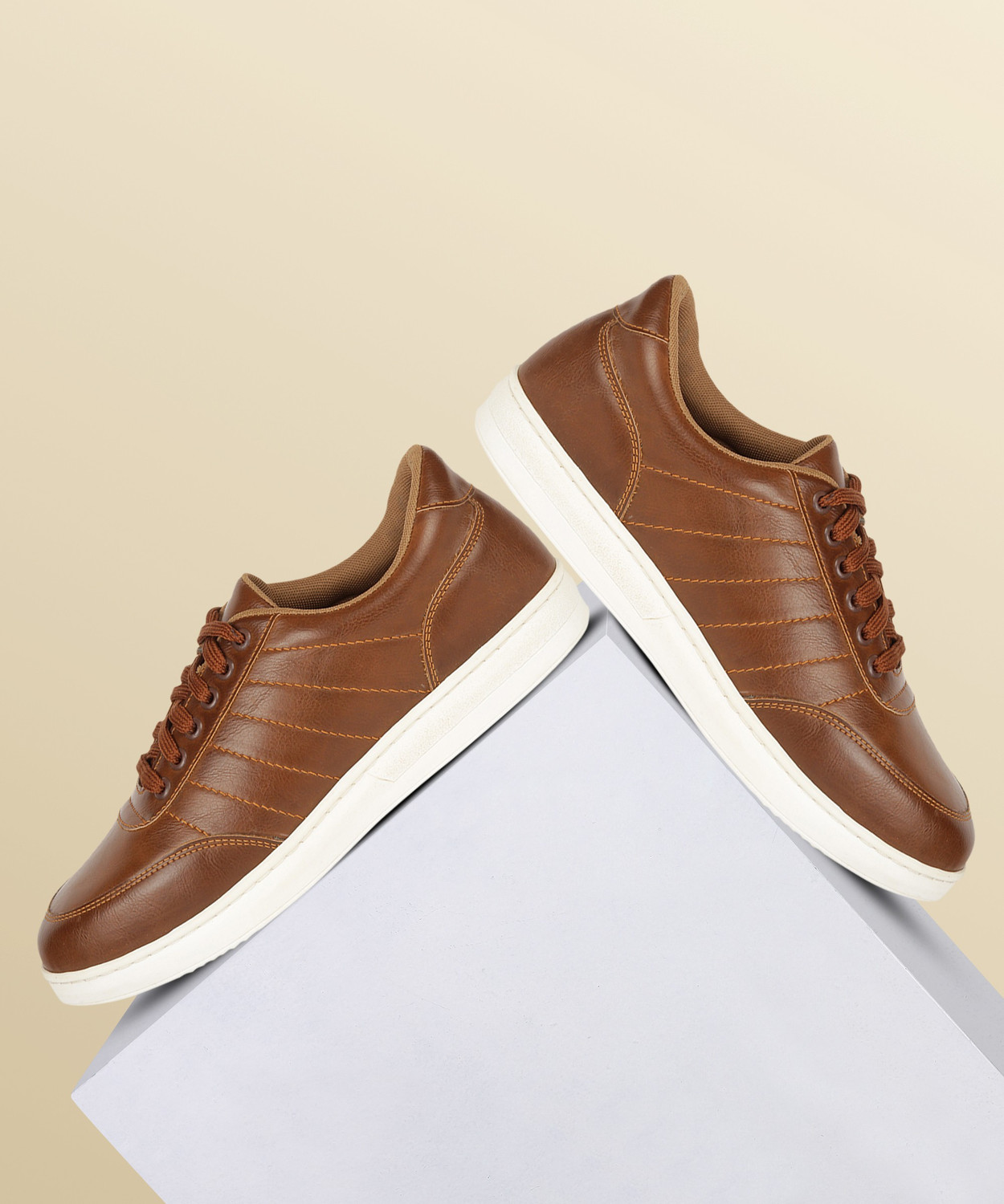 HIGHLANDER Sneakers For Men (Tan 9) Price History