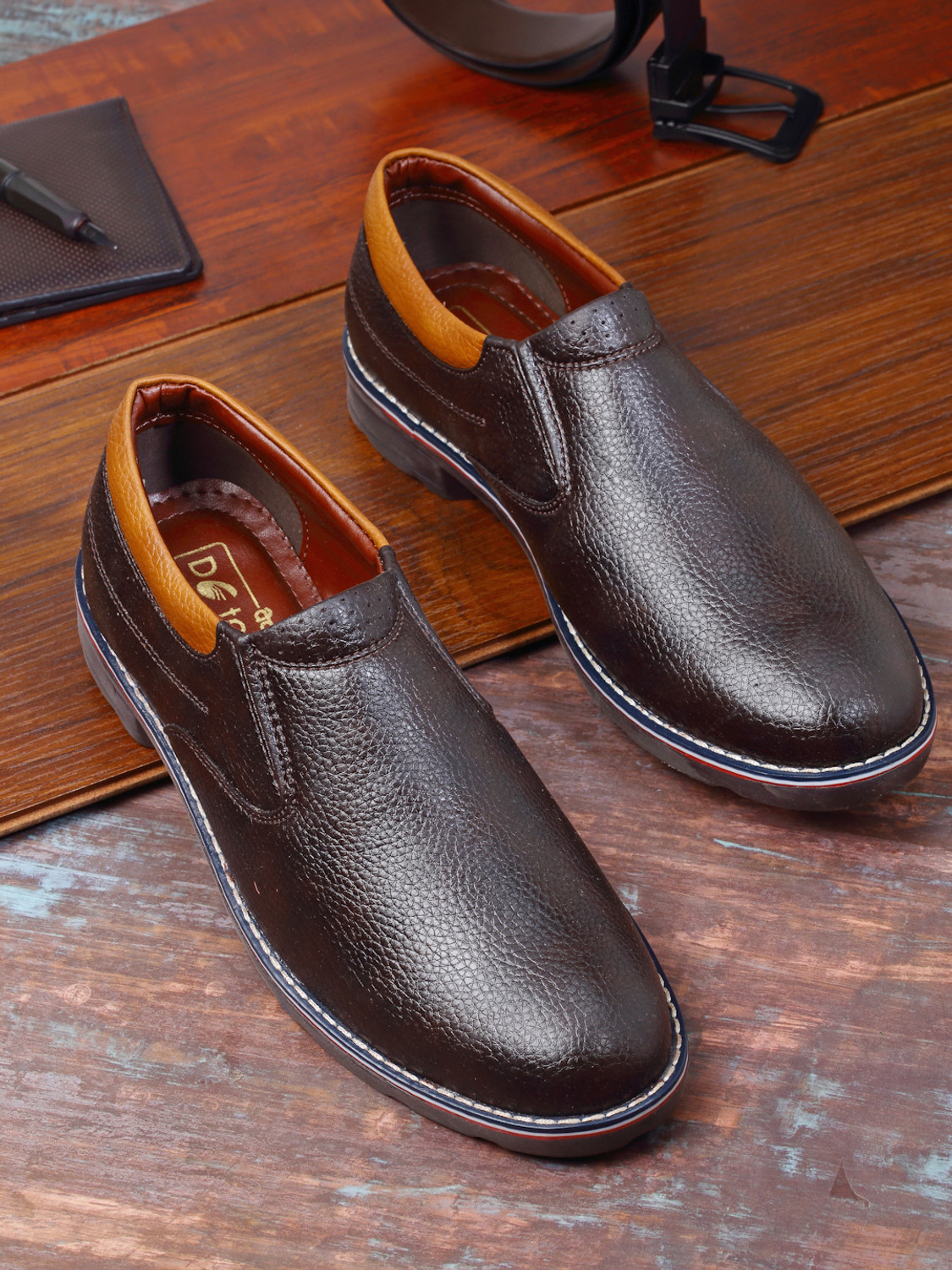 Action dotcom outlet casual shoes