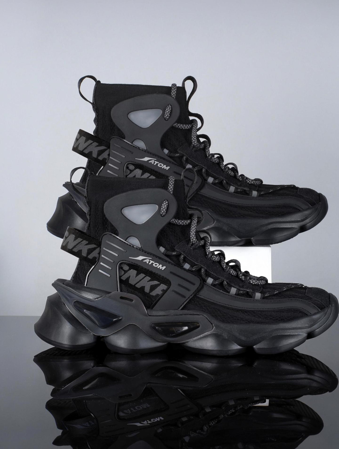 ATOM Gansta1 Sneakers For Men