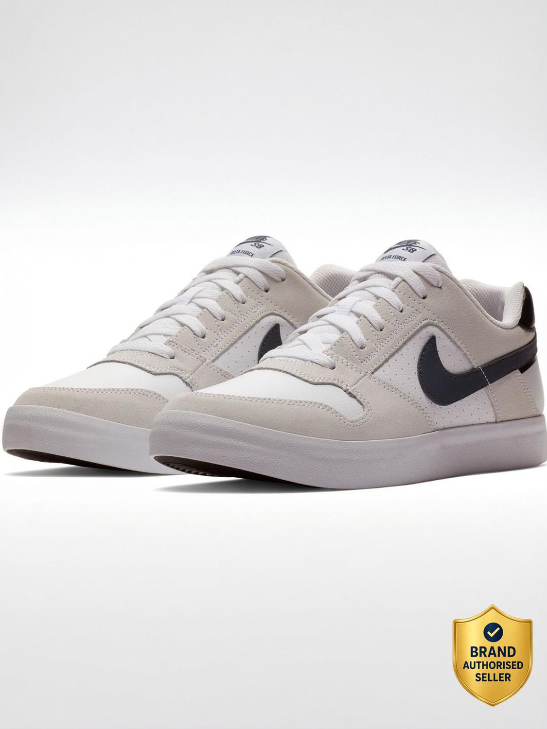 SB Delta Force Vulc Sneakers For Men (White , 7)