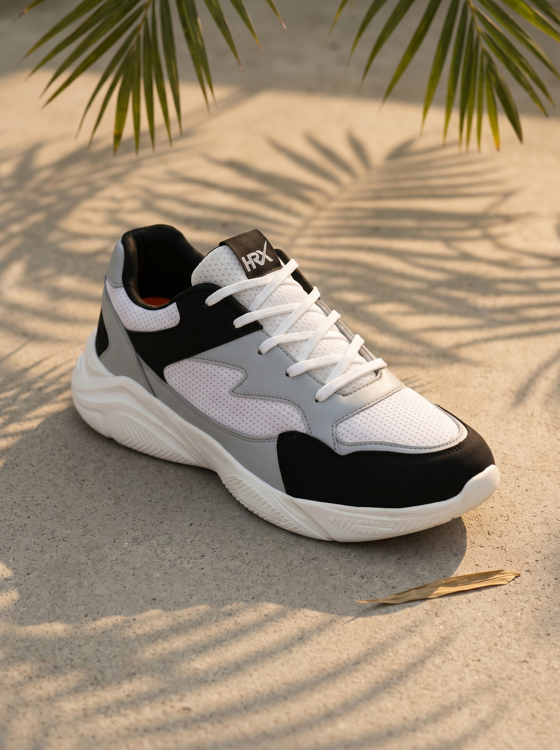 Image of PUMA Amare Running Shoes For Men (White , 5)