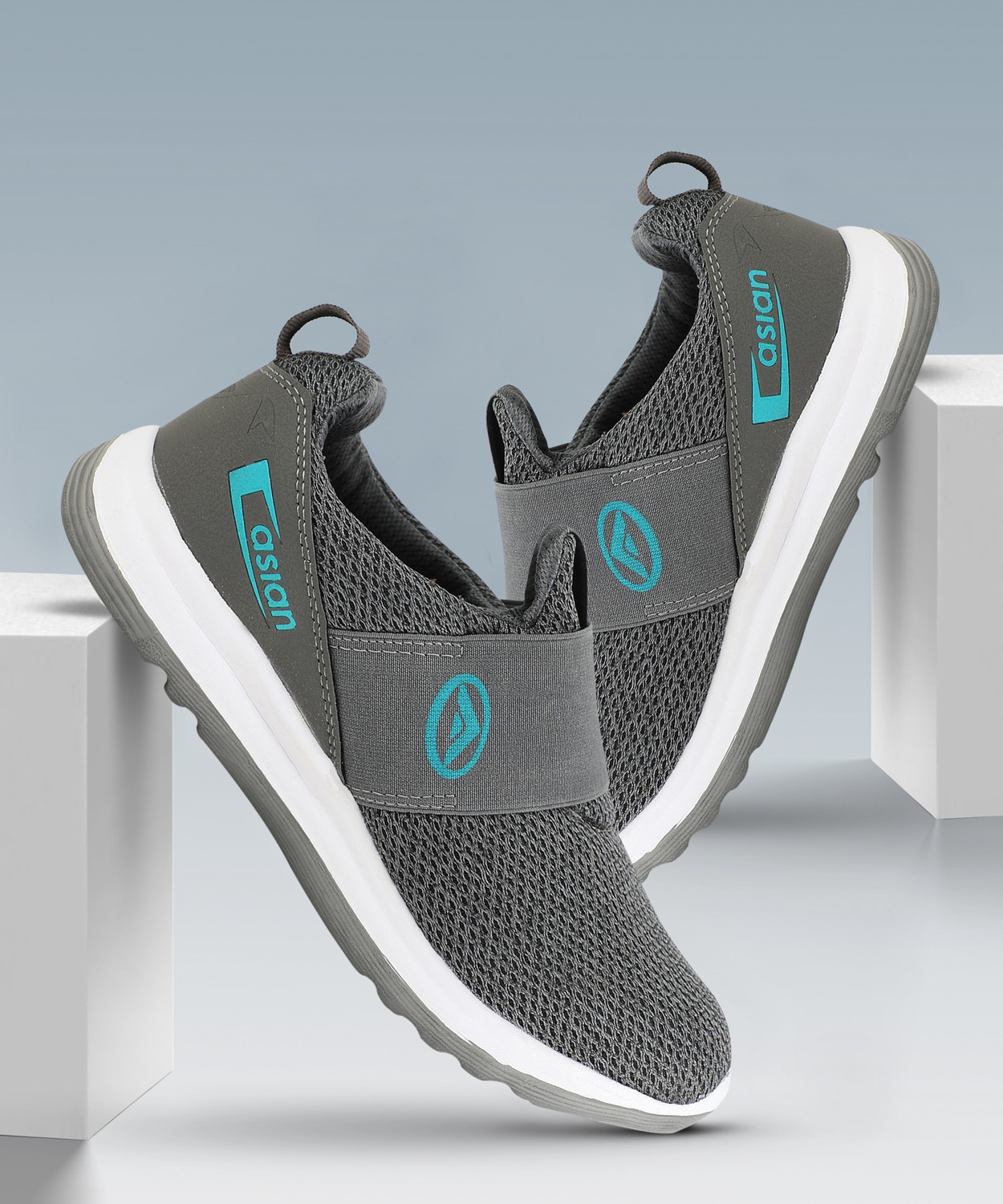 Laceless outlet sports shoes