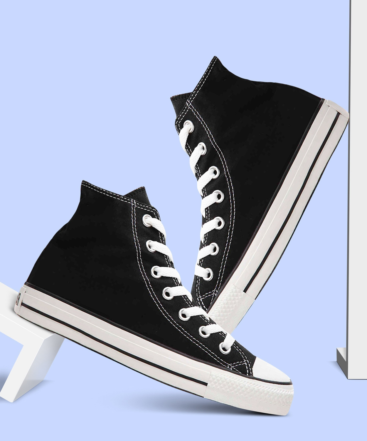 Street Smart Sneakers For Men  (White, Black)
