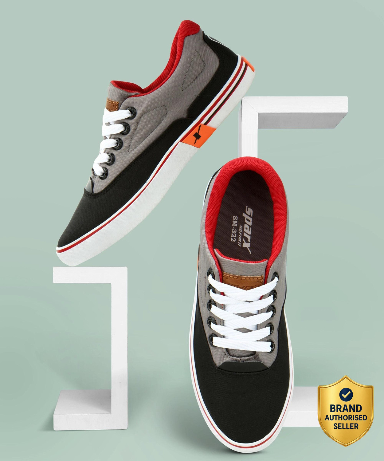 SM-322 Sneakers For Men  (Black, Grey)