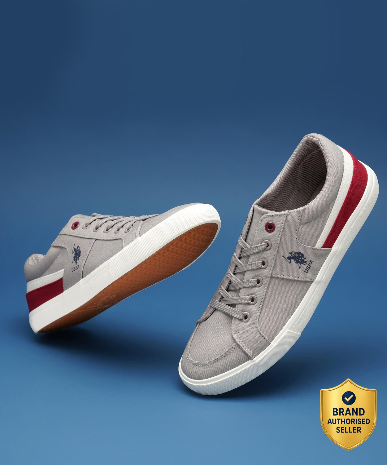 CLARKIN Sneakers For Men  (Grey)
