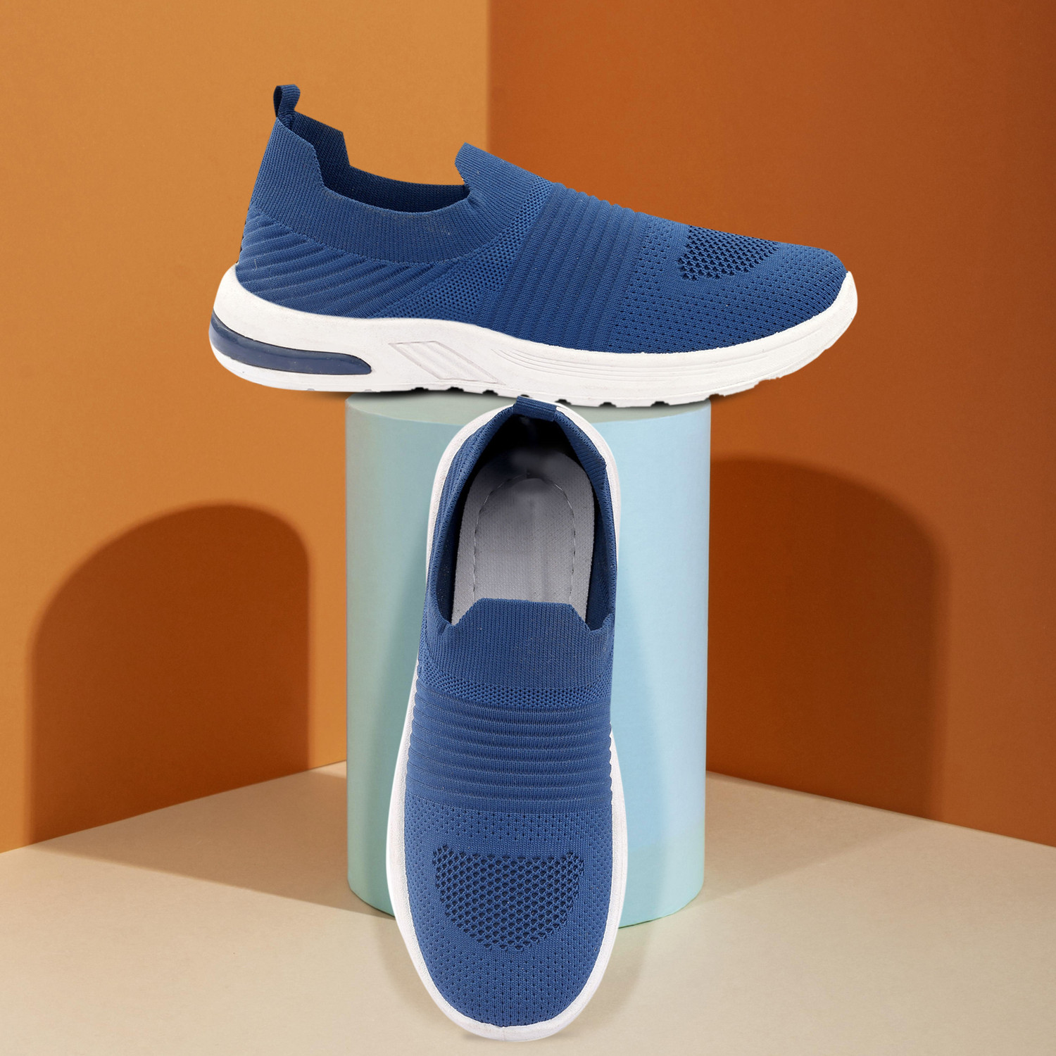 Knight ace sports shoes top