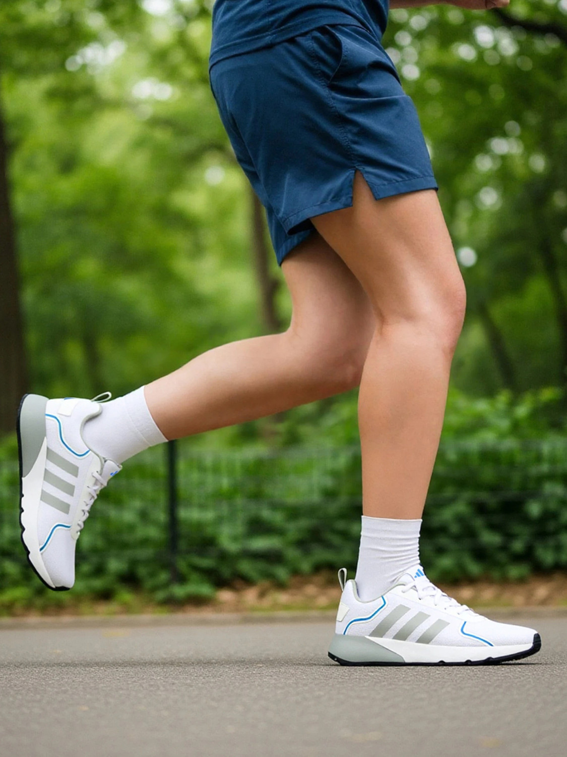 ADIDAS RayRun M Running Shoes For Men