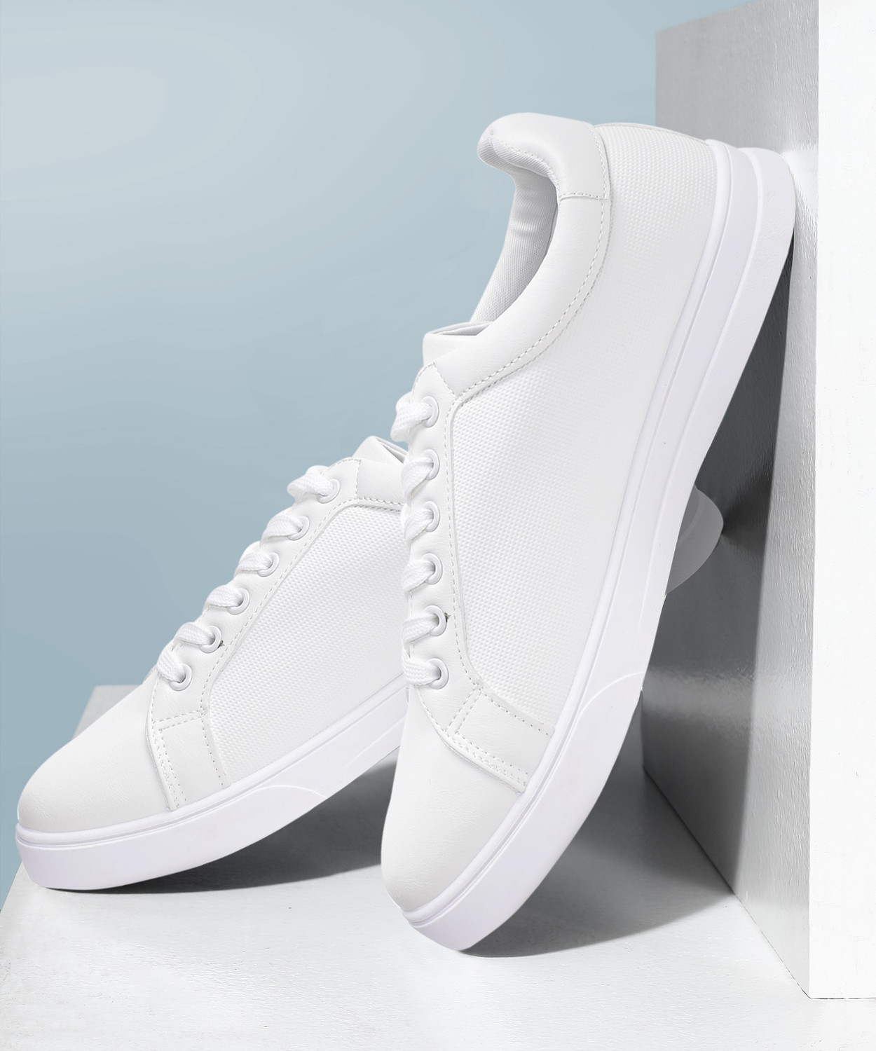 Highlander Sneakers White Sneakers For Men Flipkart Highlander