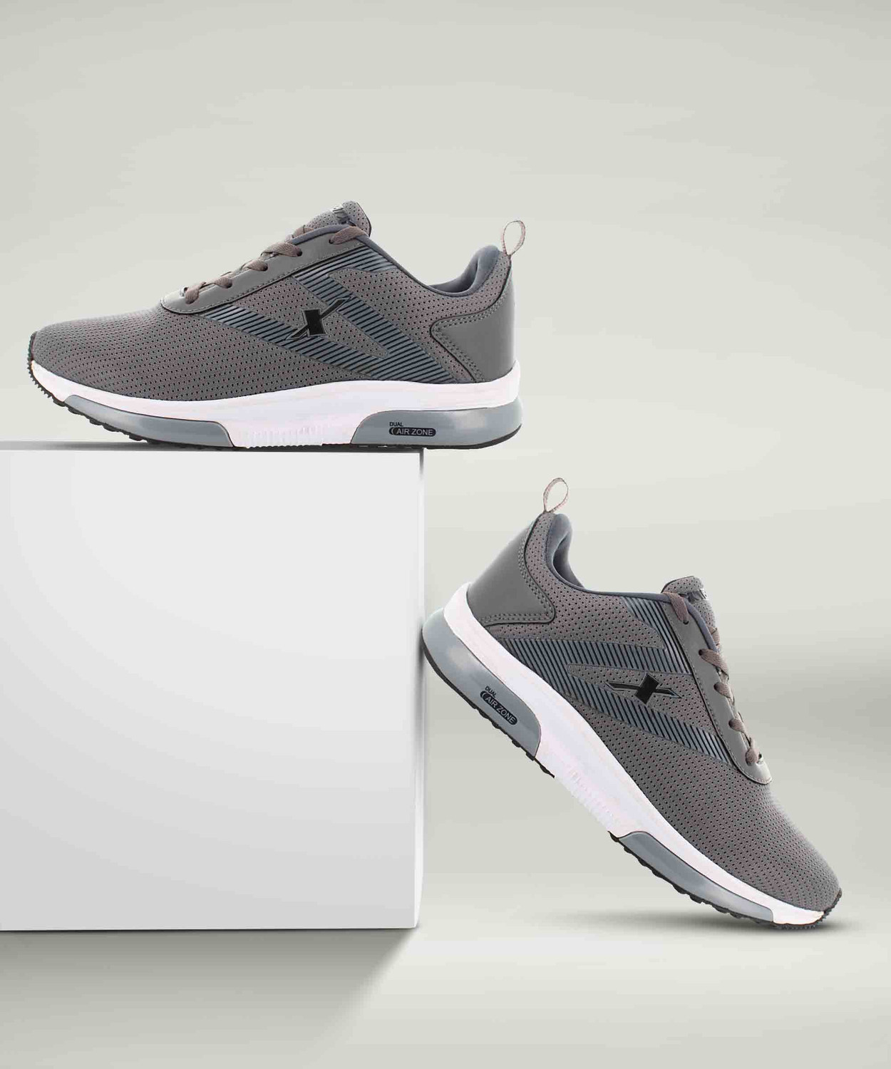 Men's online walking 674