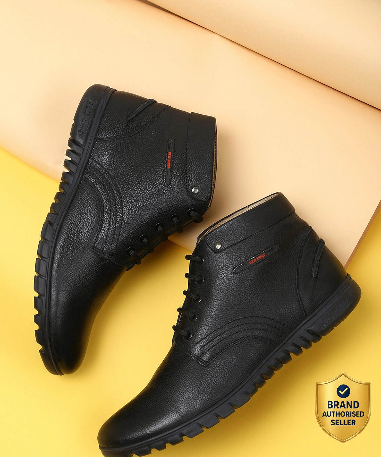 RC3508 001 Men's Boots – Black, Stylish Leather, ₹2315