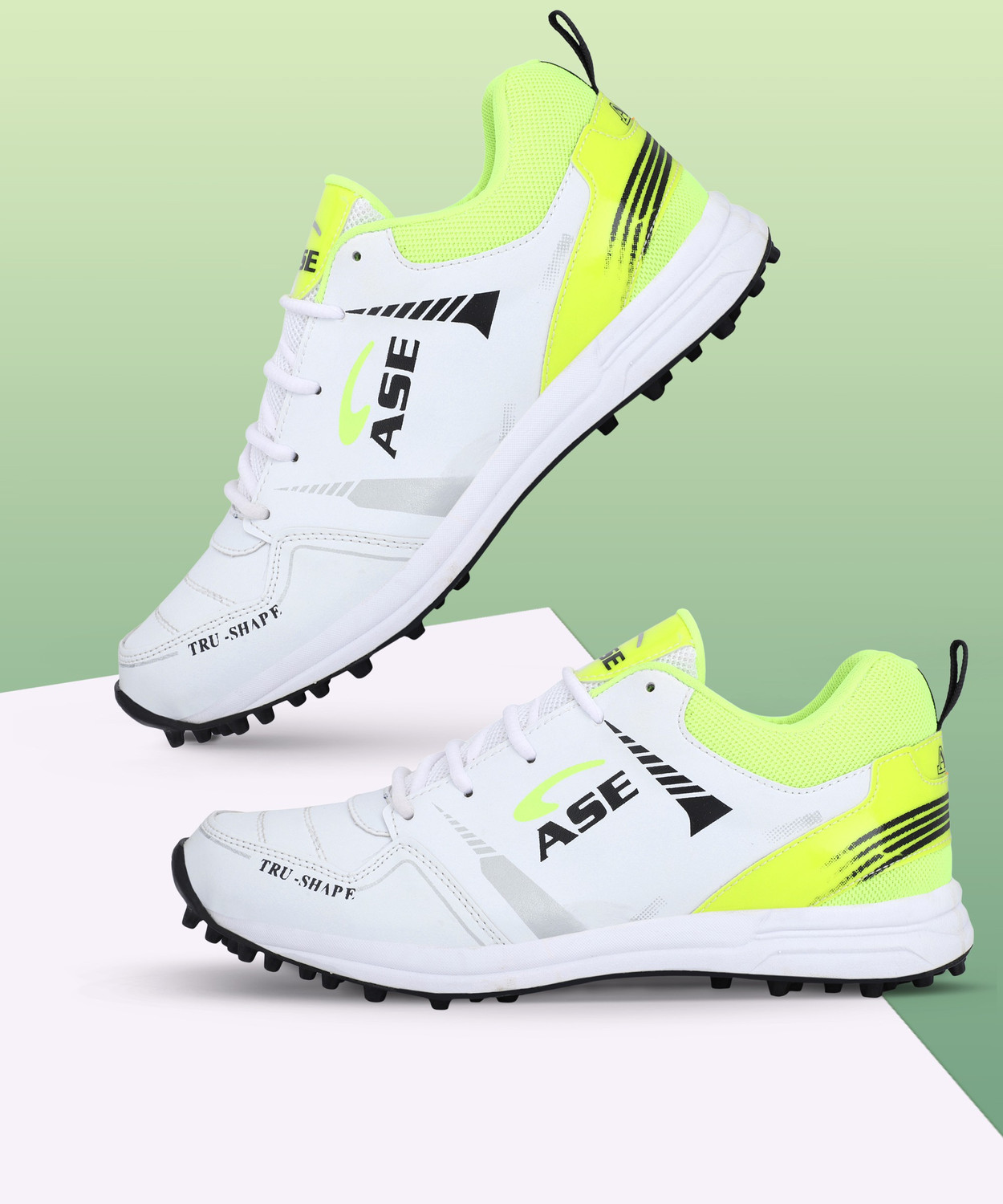 Cricket sports shoes on sale