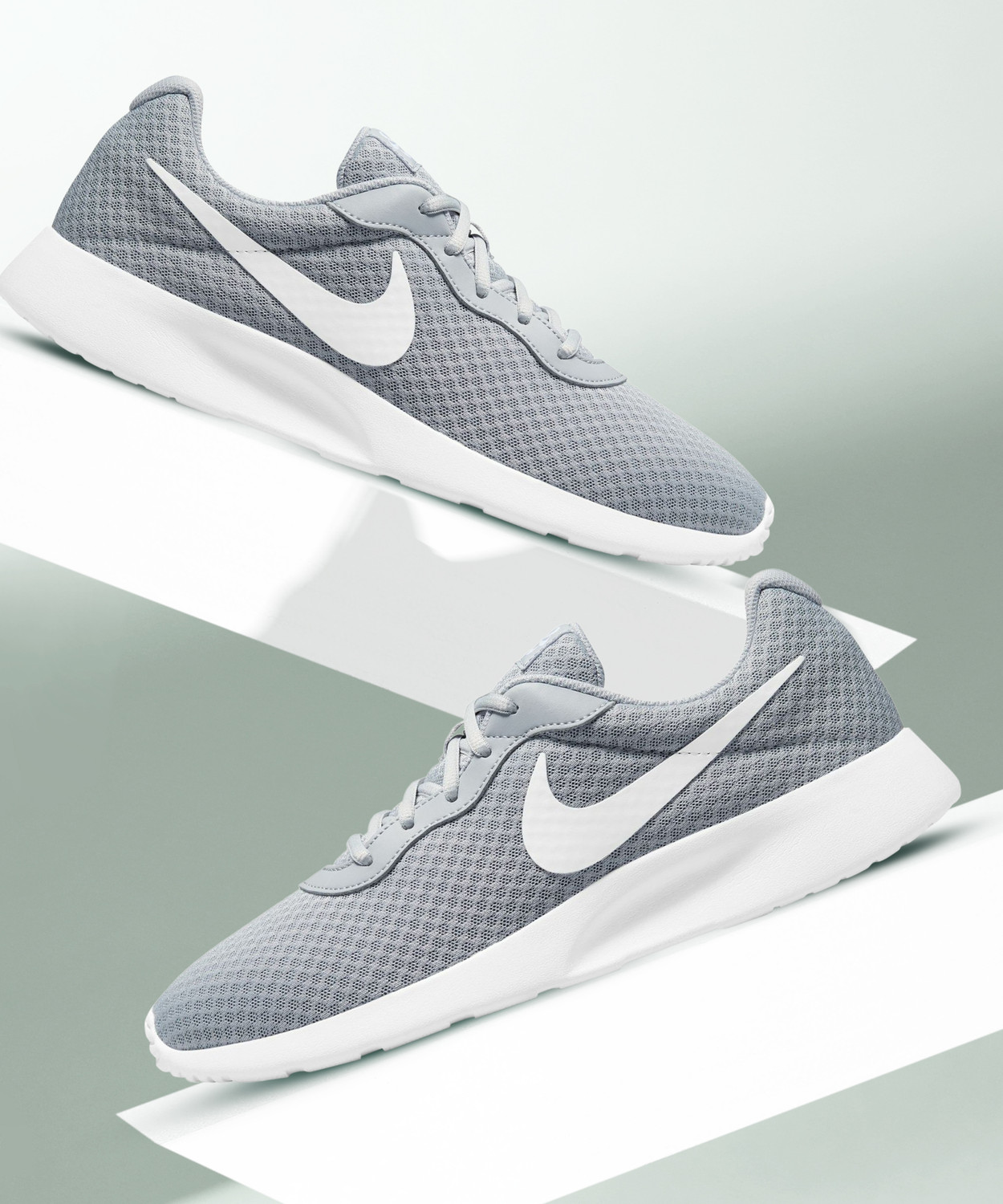 Nike tanjun multicolor sale