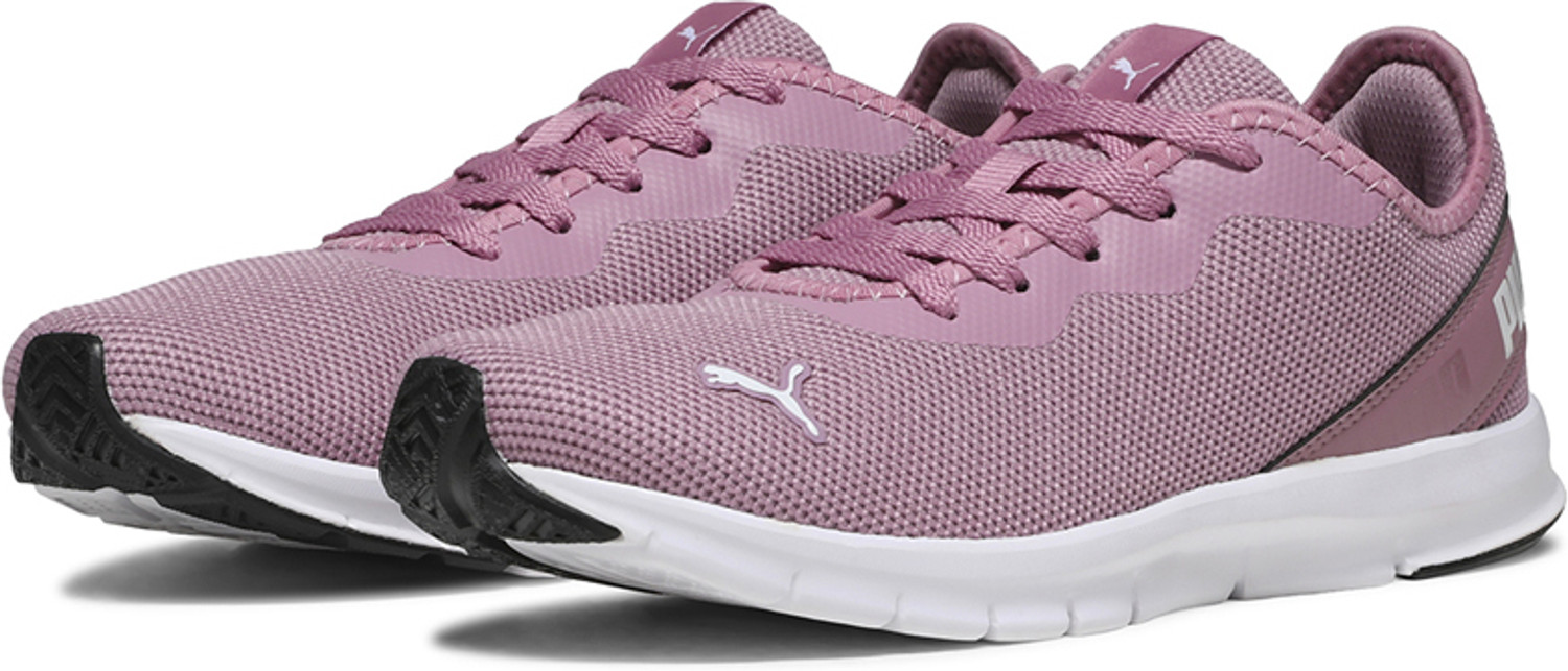 Hustle V2 Wns Running Shoes For Women  (Pink)