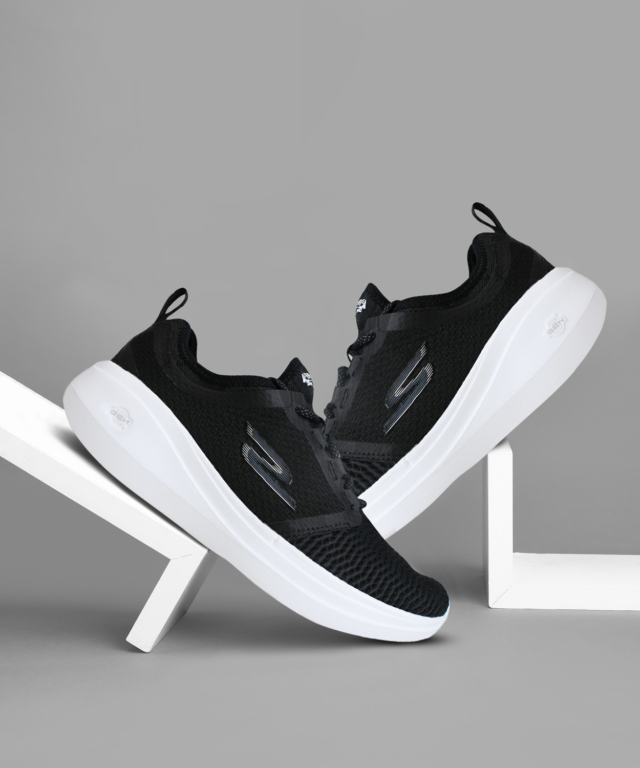 Skechers Go Run Fast Sneakers For Women (Black, White