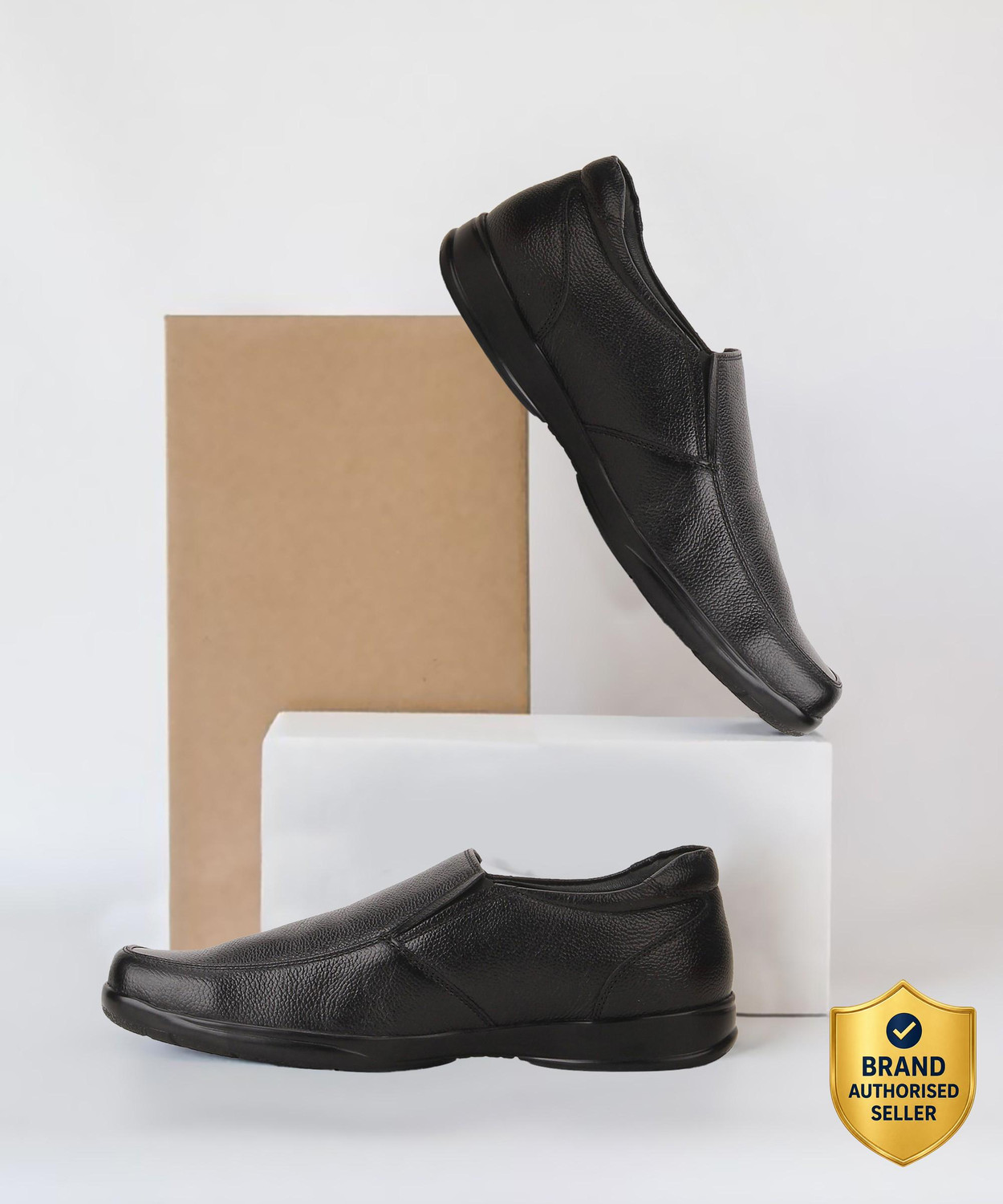 RED CHIEF RC3500 001 Slip On For Men