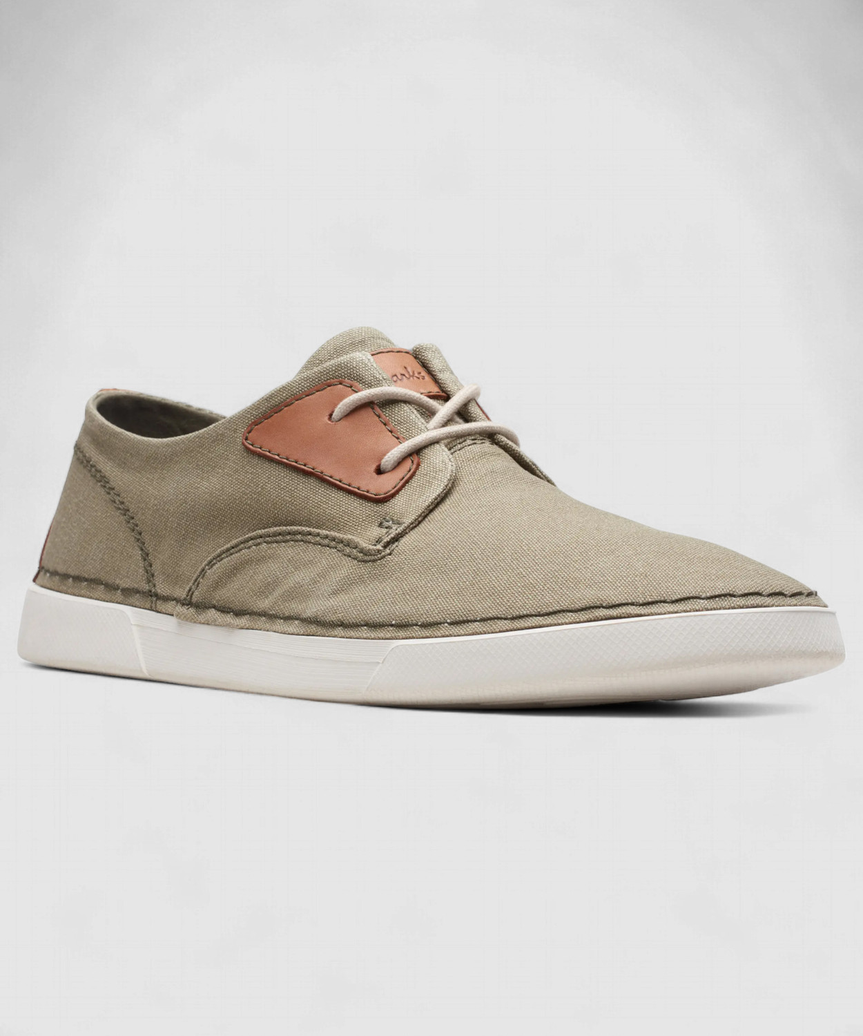 Image of CLARKS Casuals For Men (Olive , 10)