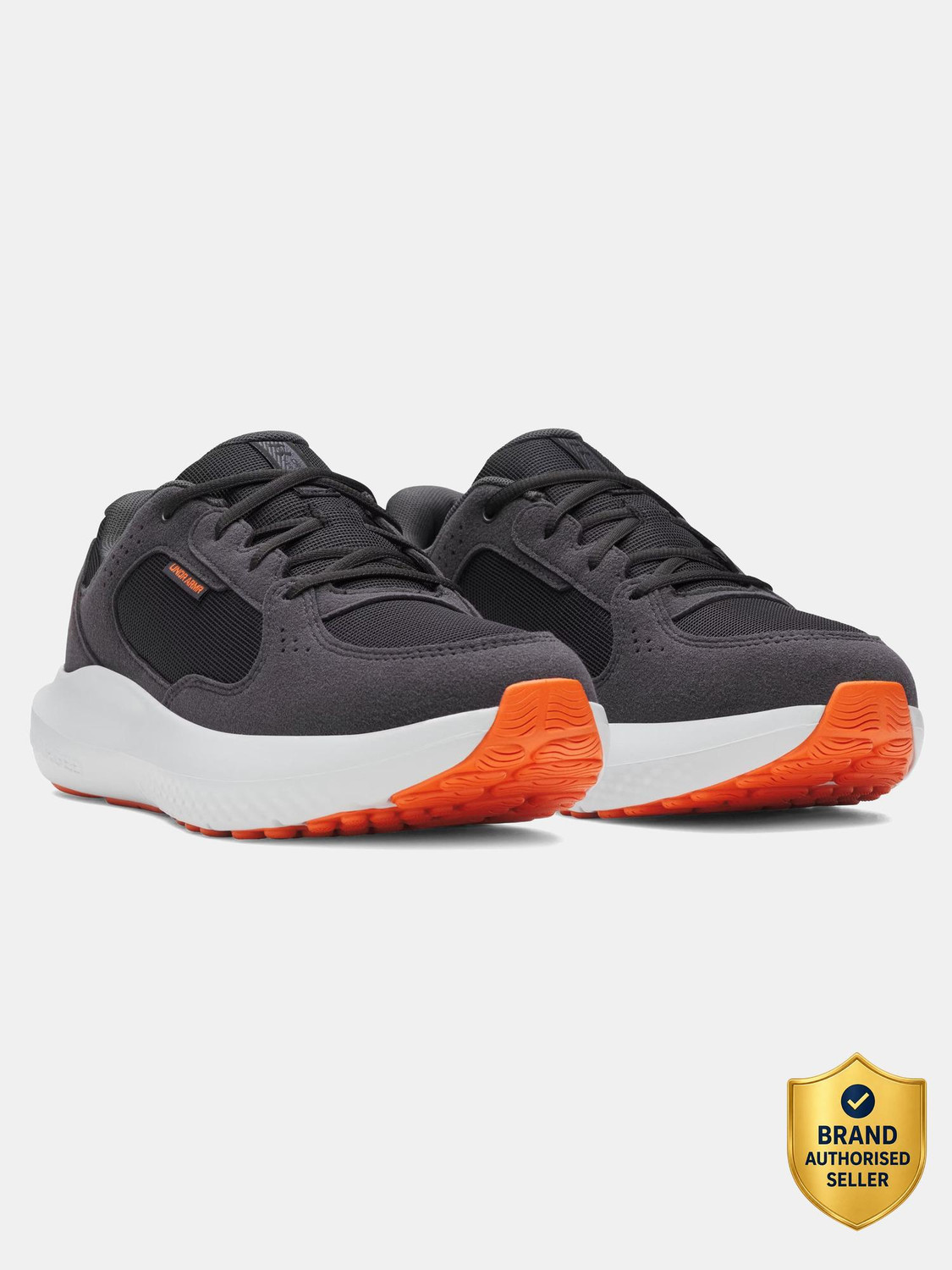 Charged Versurge Sports Shoes For Men (Black , 10)