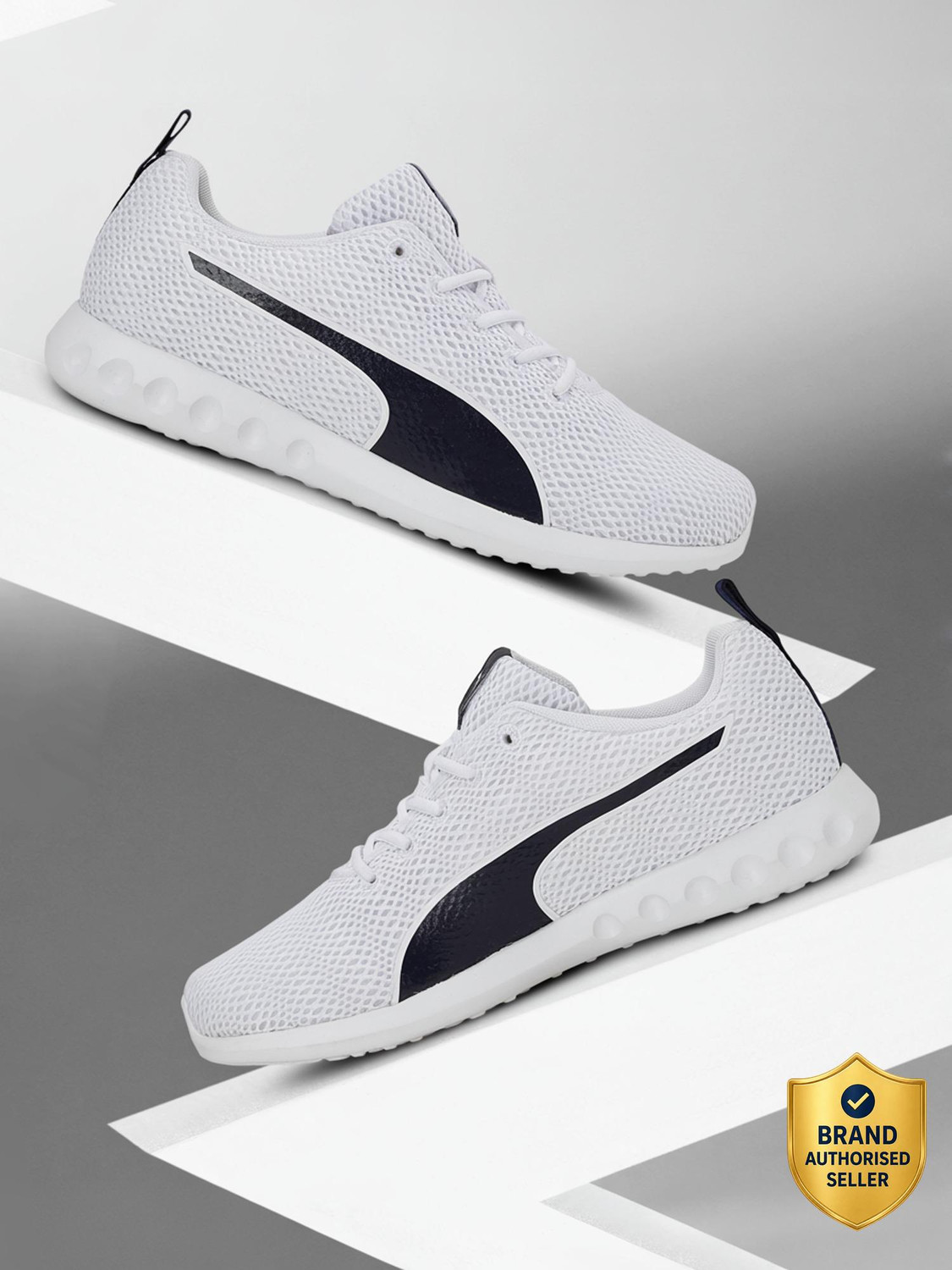 Dwane Running Shoes For Men  (White)