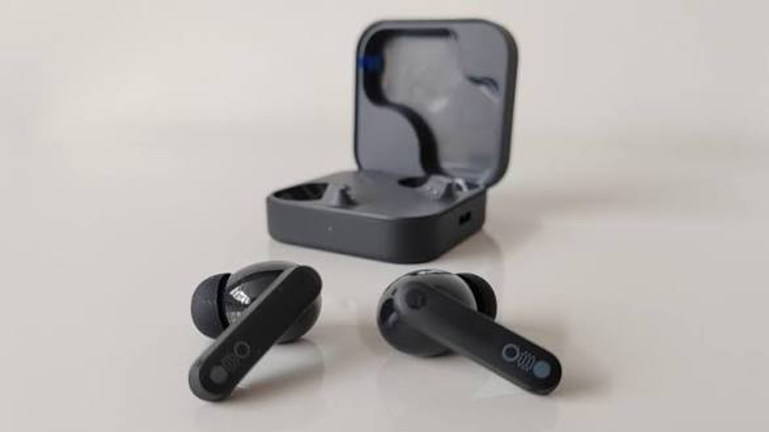 Image of Lynacz Original True Wireless Earbuds T110 Compatible with realme Android Devices Bluetooth Headset (Black, In the Ear)