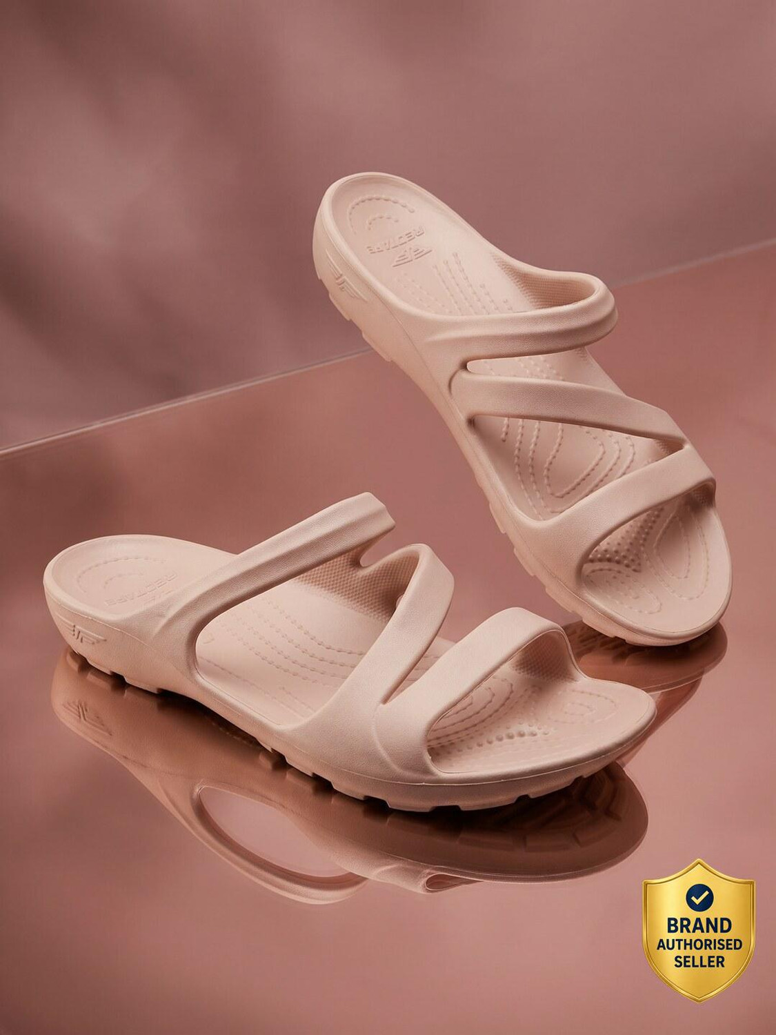 RED TAPE Women Slides