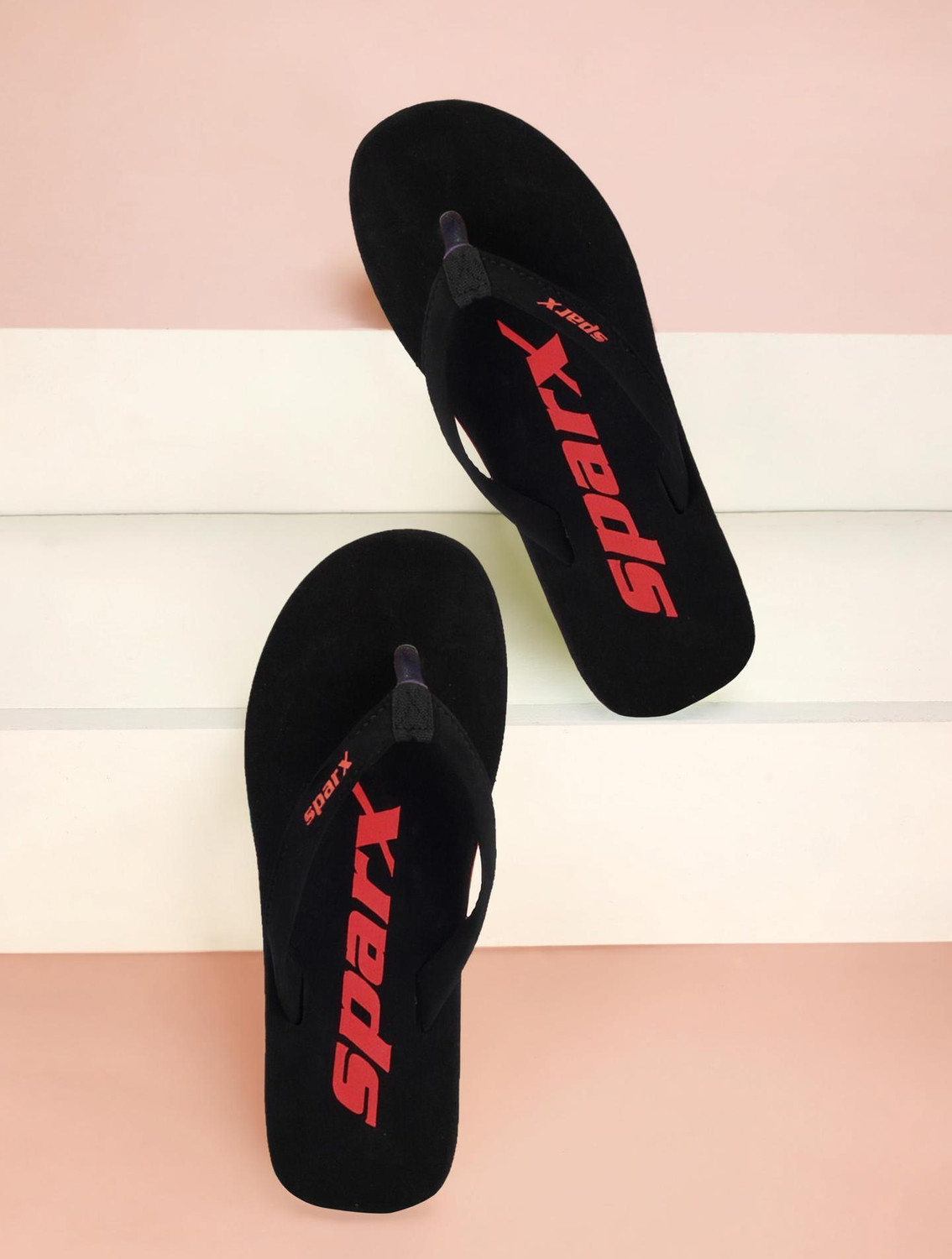 SFG-23 Slippers  (Black, Red 9)