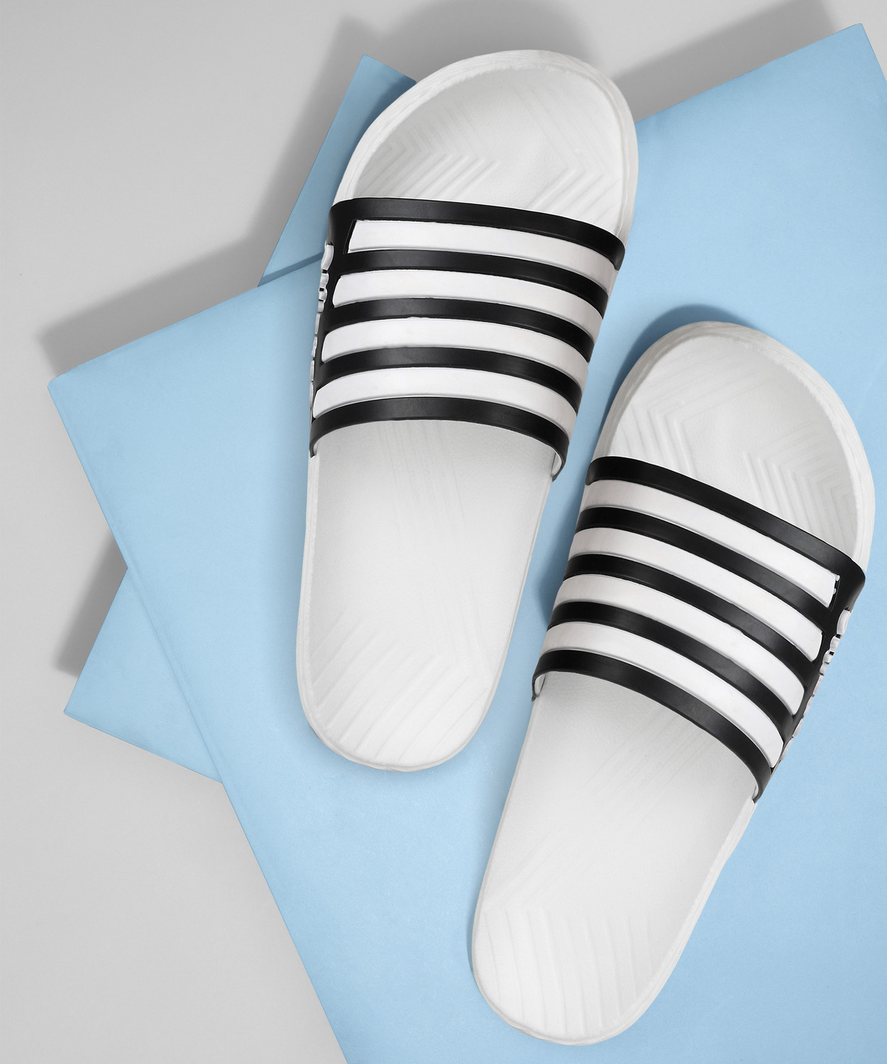 Adidas aqualite slides store