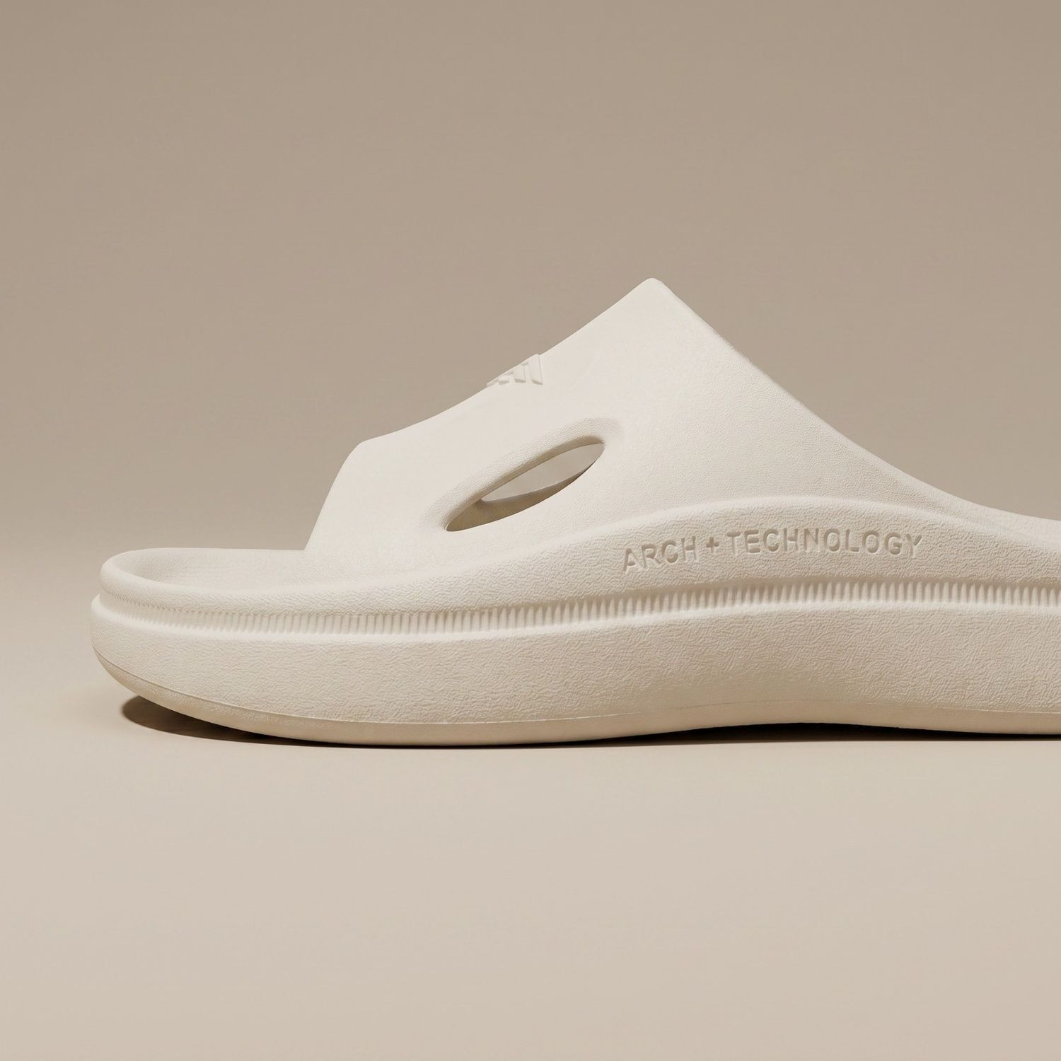 Image of RED TAPE Men Slides (Off White , 7)