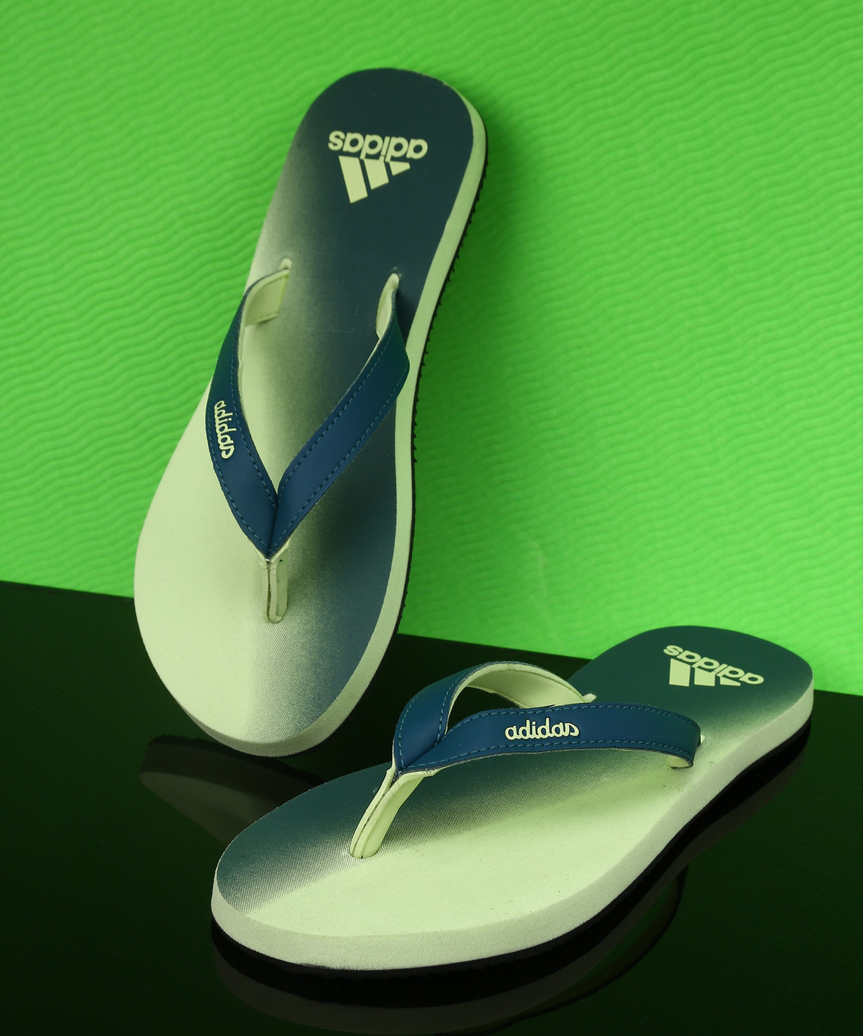 Adidas female deals slippers