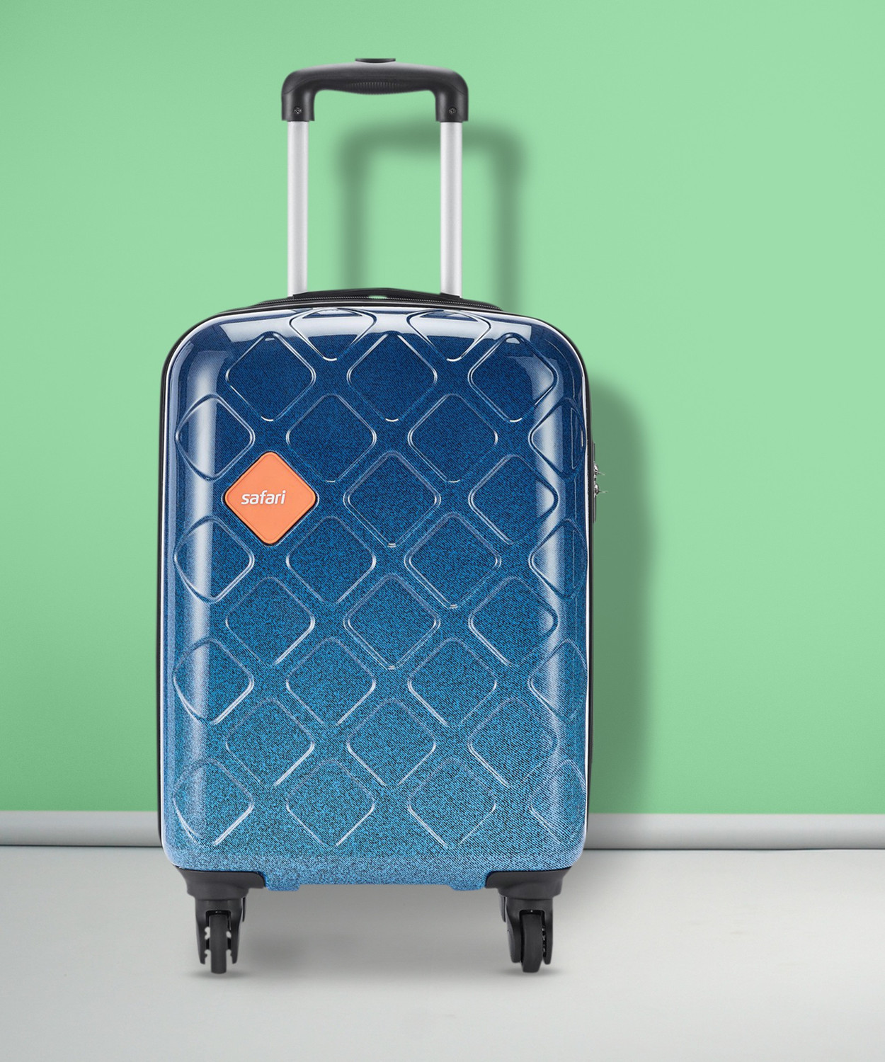 Safari mosaic clearance cabin luggage price