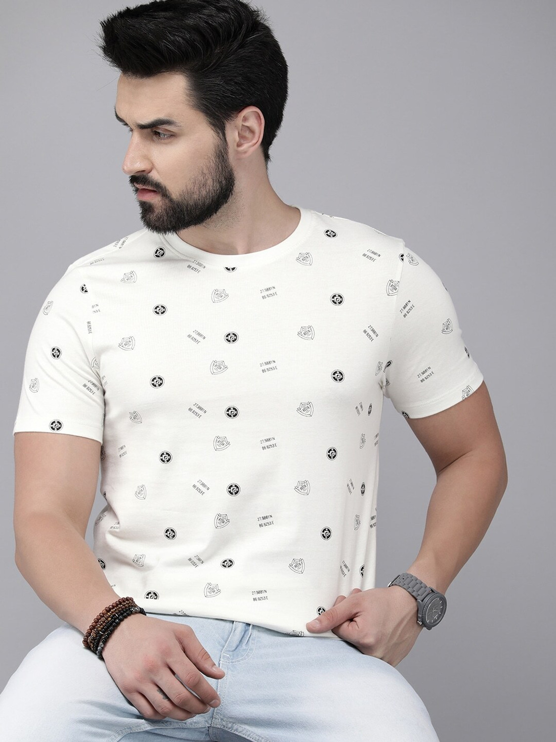 Image of Roadster Men Printed Round Neck Pure Cotton White T-Shirt