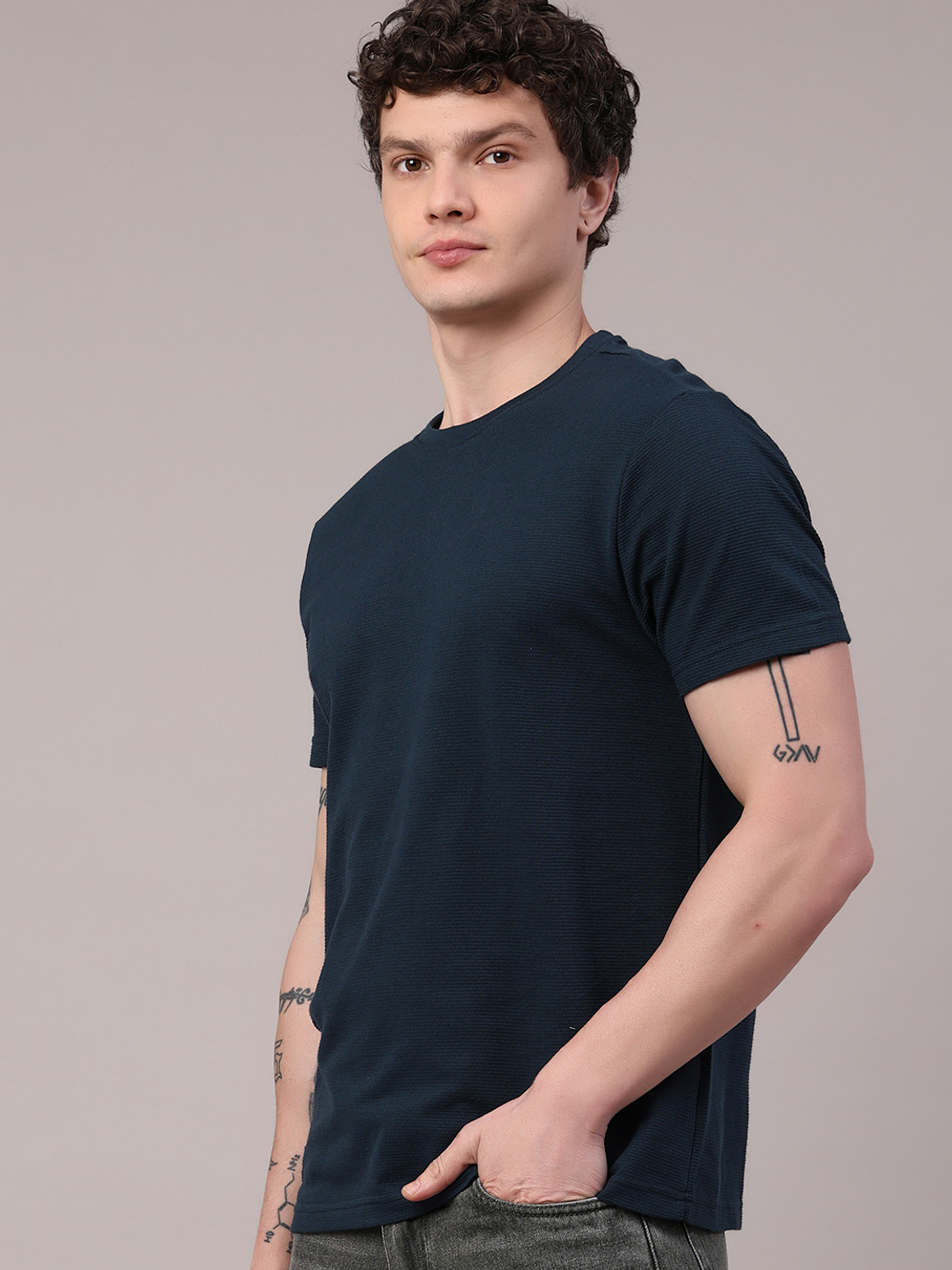 Image of V-MART Men Solid Round Neck Cotton Blend Blue T-Shirt